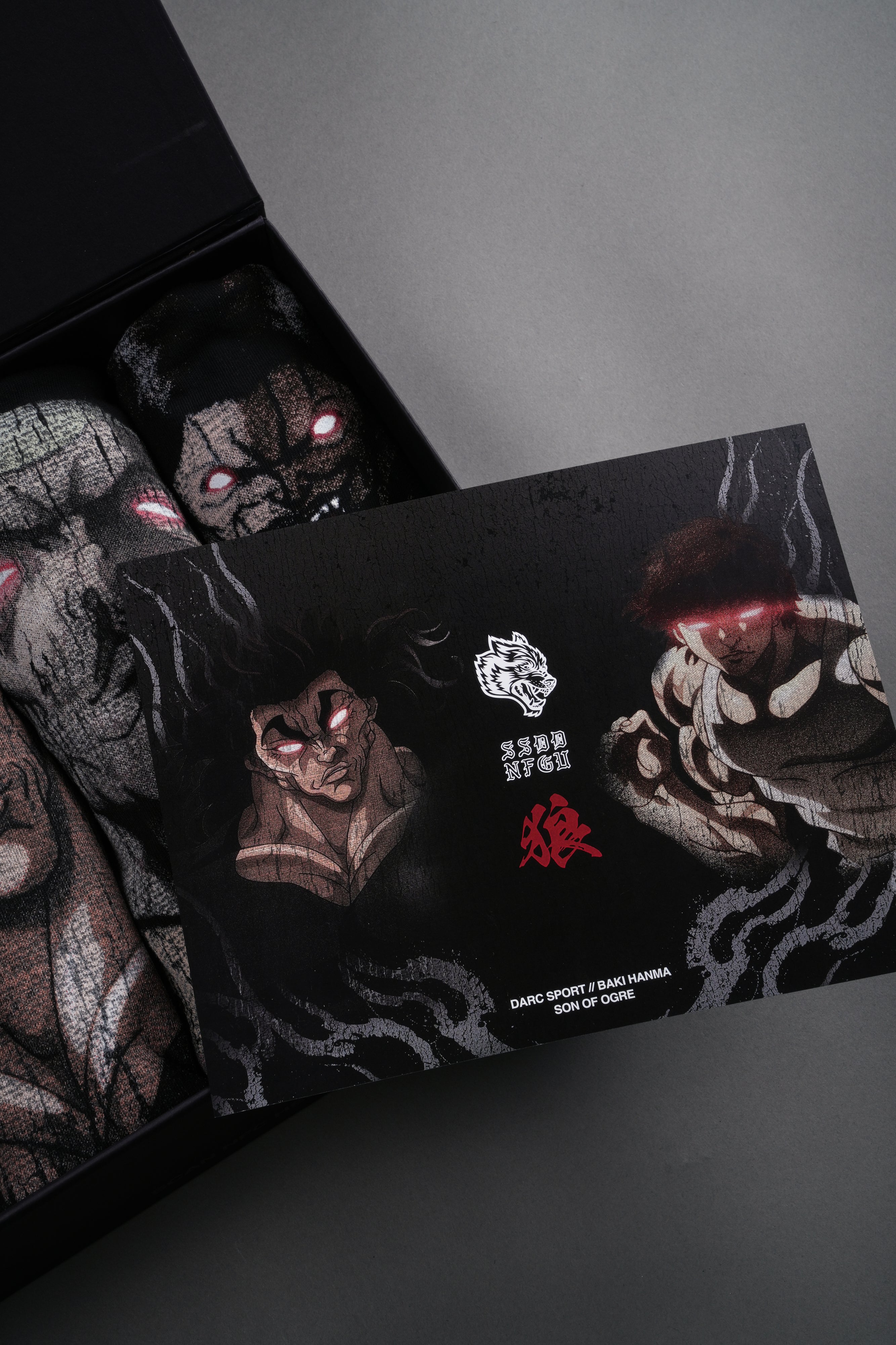 Baki Son of Ogre "Side-By-Side" Tee Box Set in Black — imagem 14