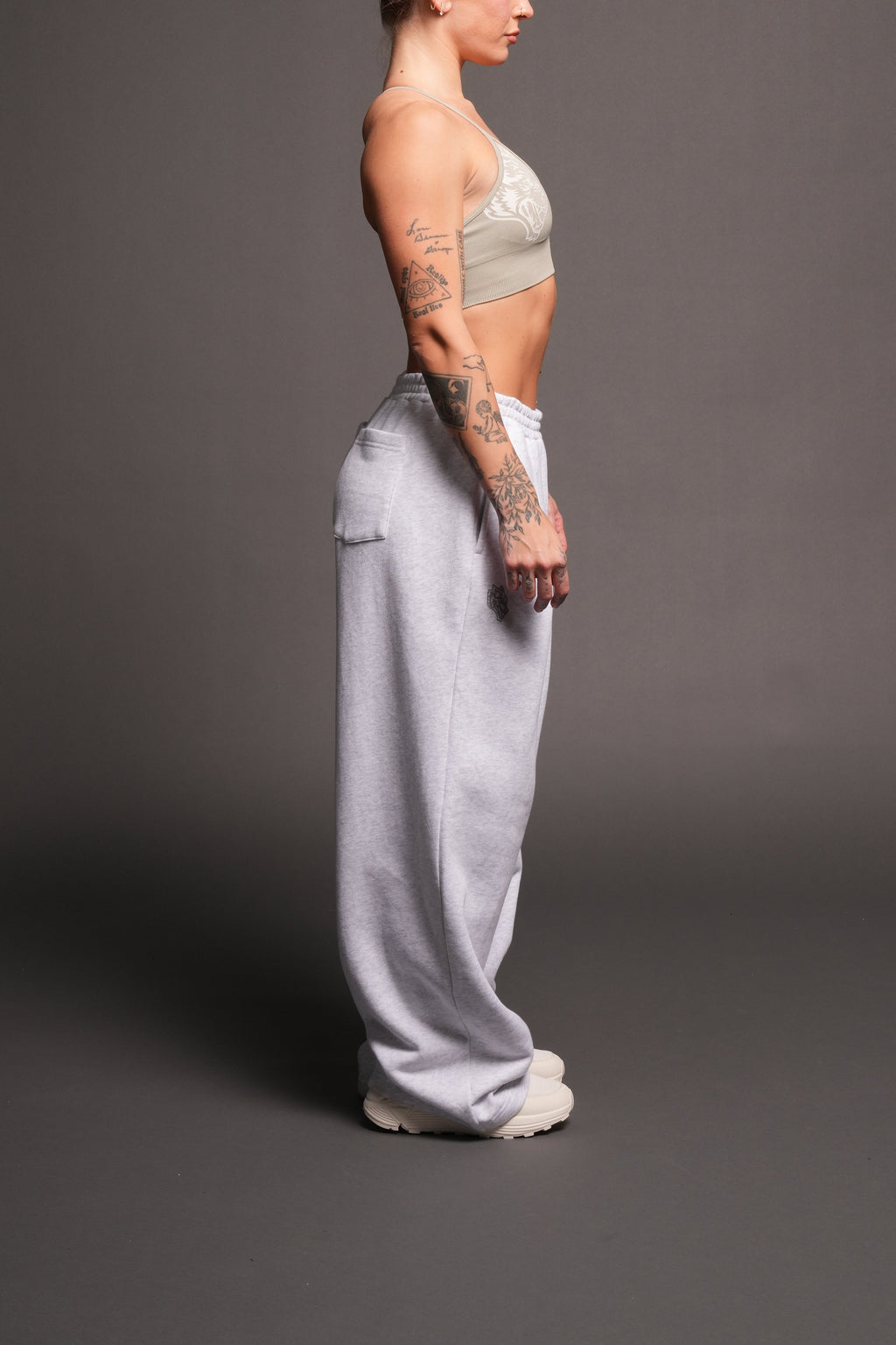 Dual Yara Pleated Sweat Pants In Super Light Athletic Gray - imagem 5