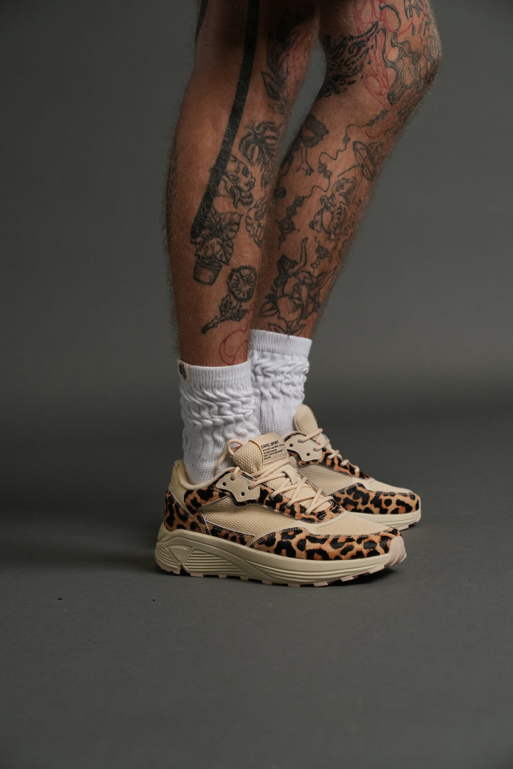 Run-1 Shoes in Clay Leopard/Cream — imagem 7