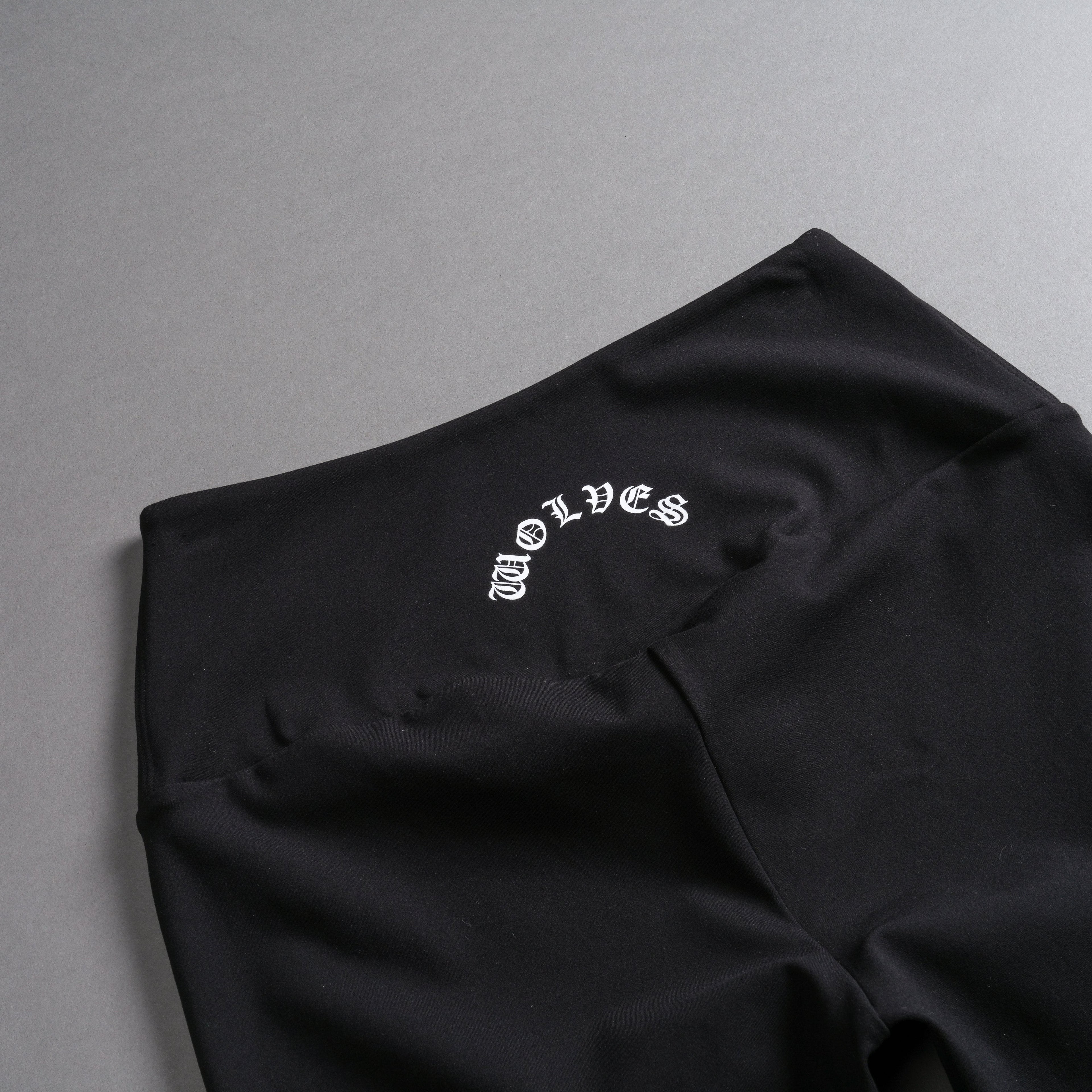 Dual Chopper "Energy" Beau Shorts in Black — imagem 13