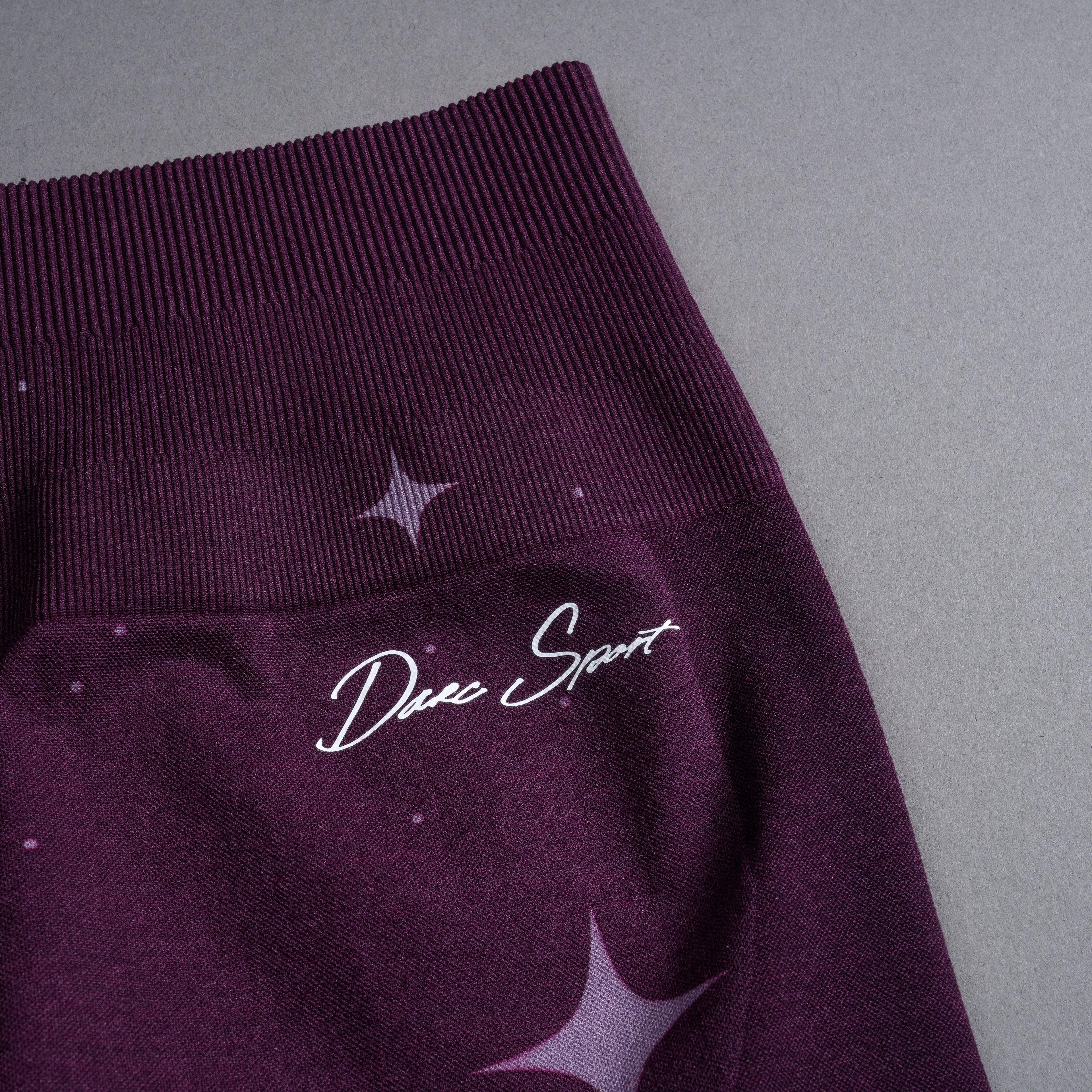 Darc Script Everson Seamless "Training" Shorts in Plum Starry Night — imagem 15