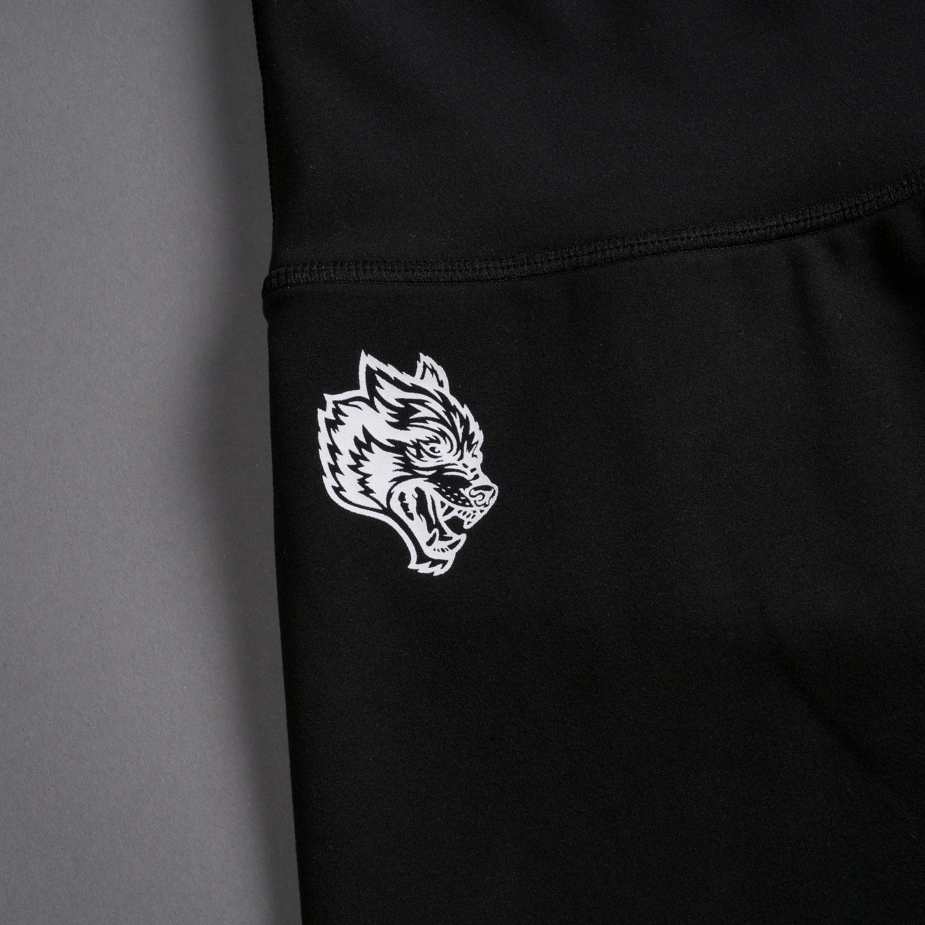 Chopper "Energy" Training Shorts in Black — imagem 9