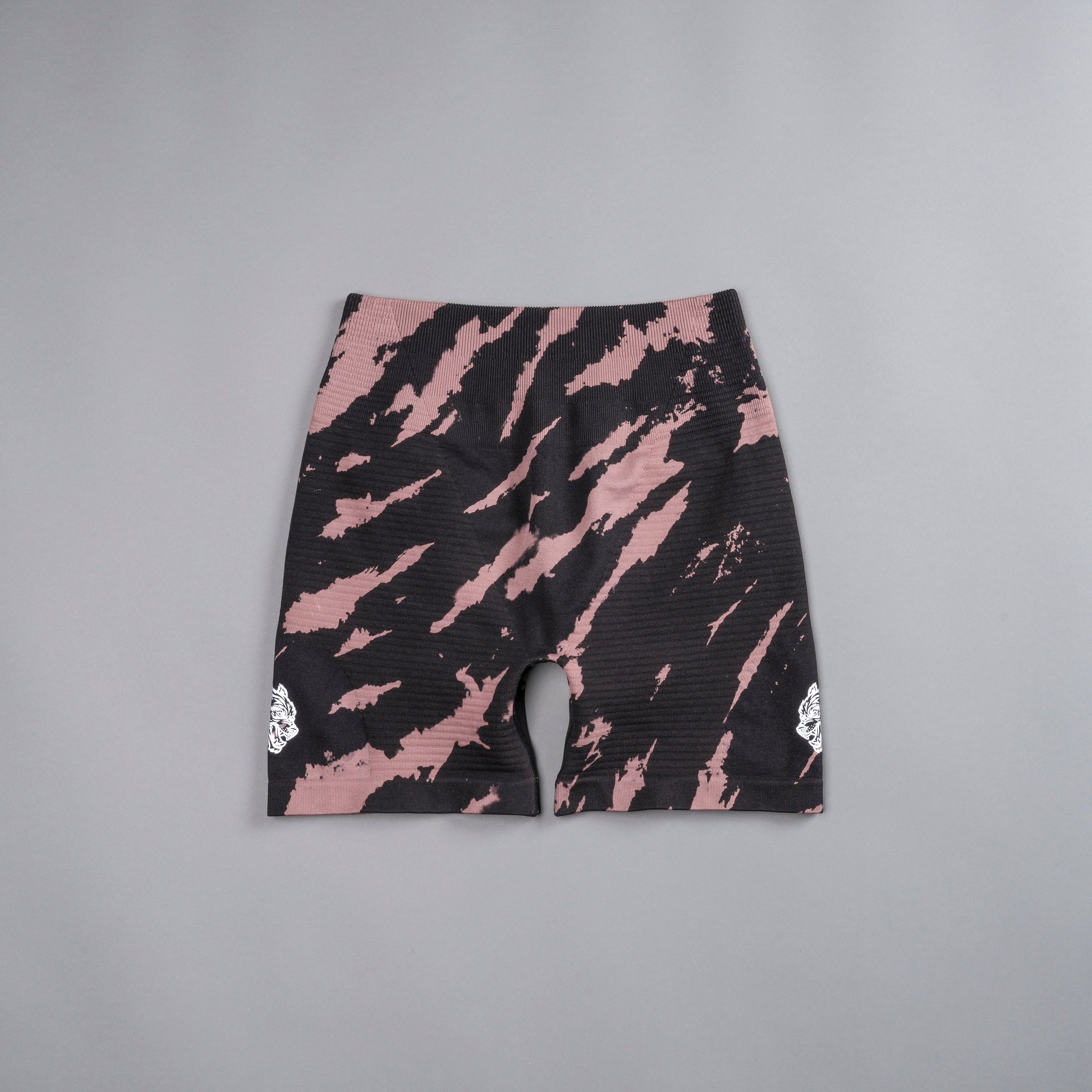 Wolves Forever Everson Seamless "Valencourt" Shorts in Purple Dusk Native Camo — imagem 3