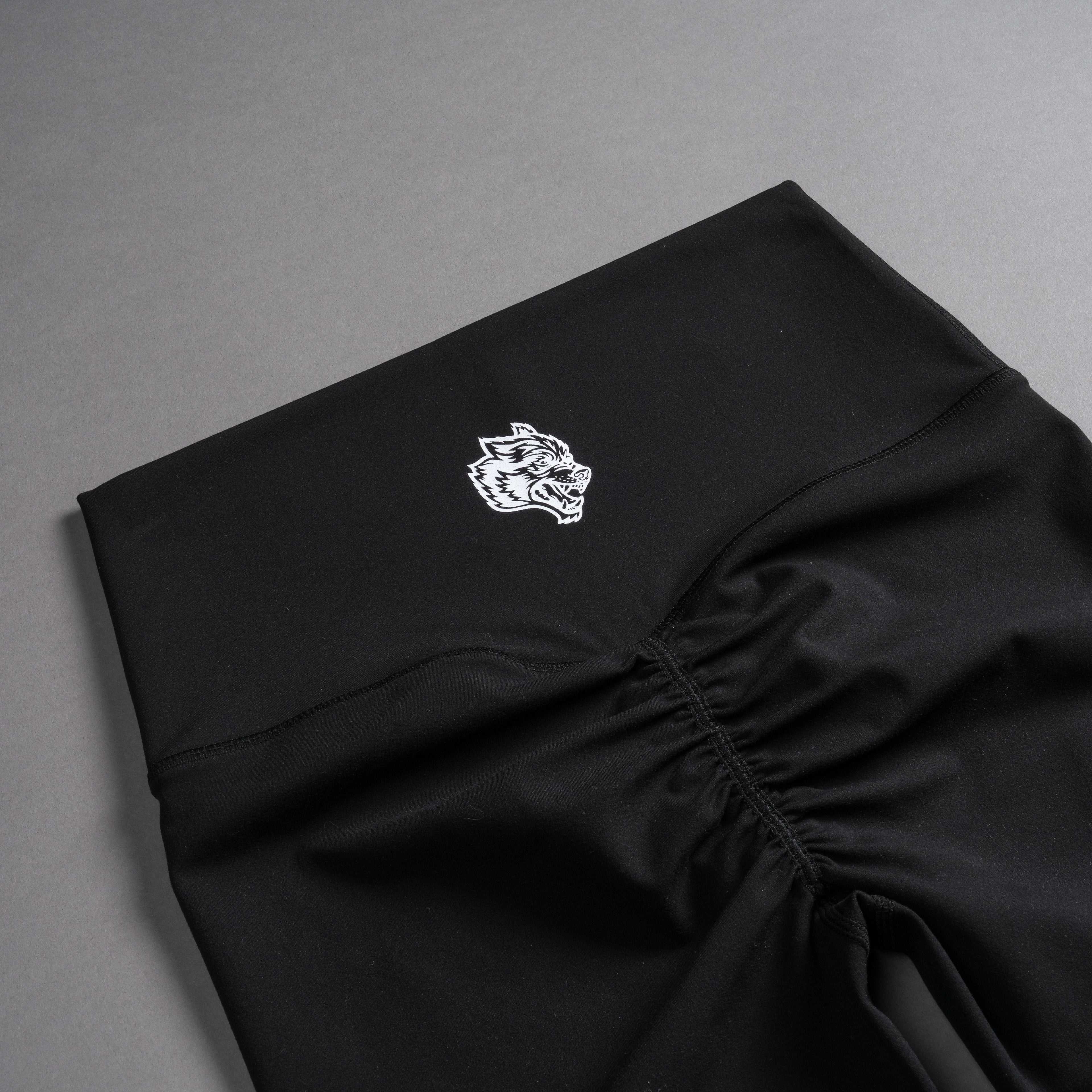 Chopper V2 "Energy" Pump Shorts in Black — imagem 9