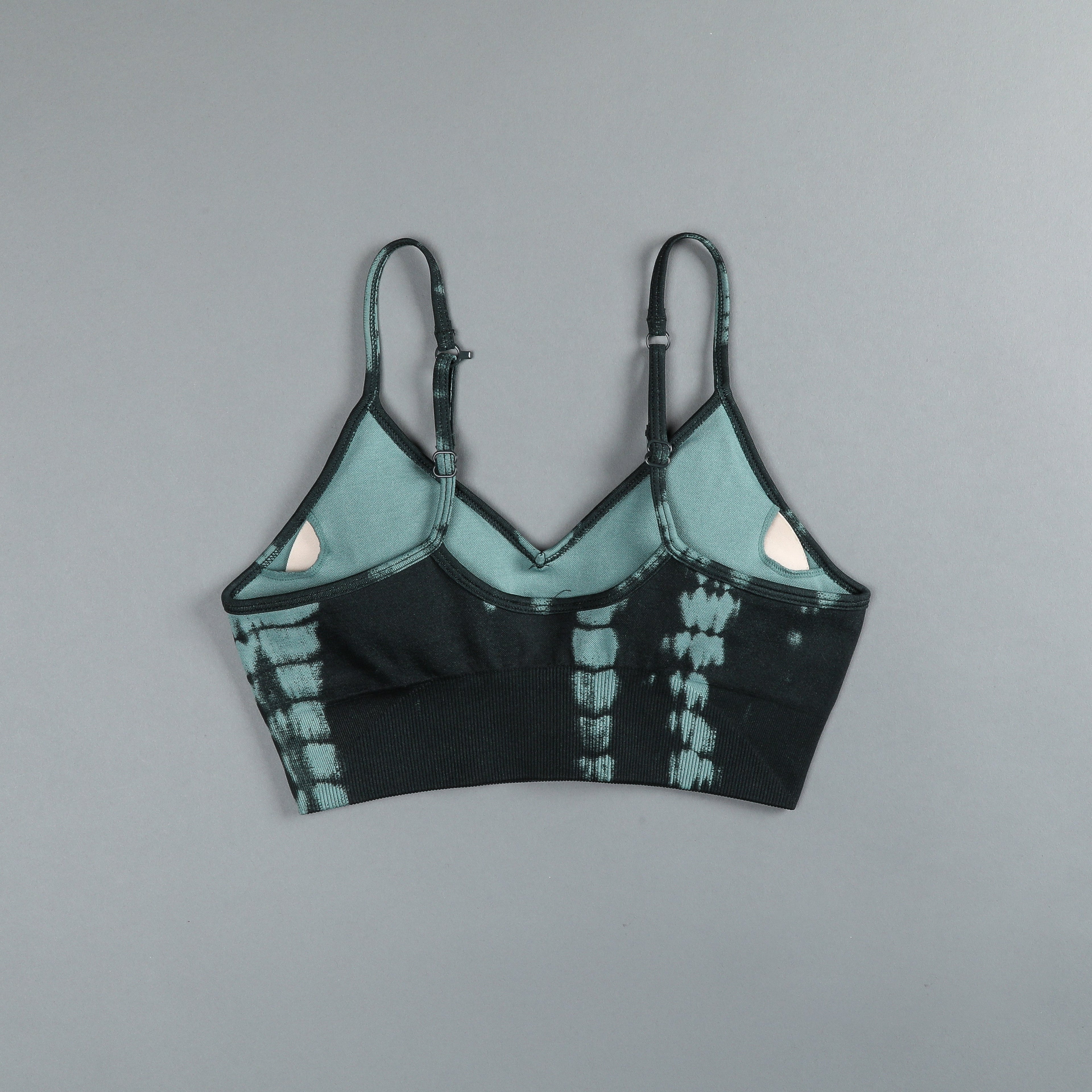 Lone "Everson Seamless" Sports Bra in Jade Green Serpent — imagem 4