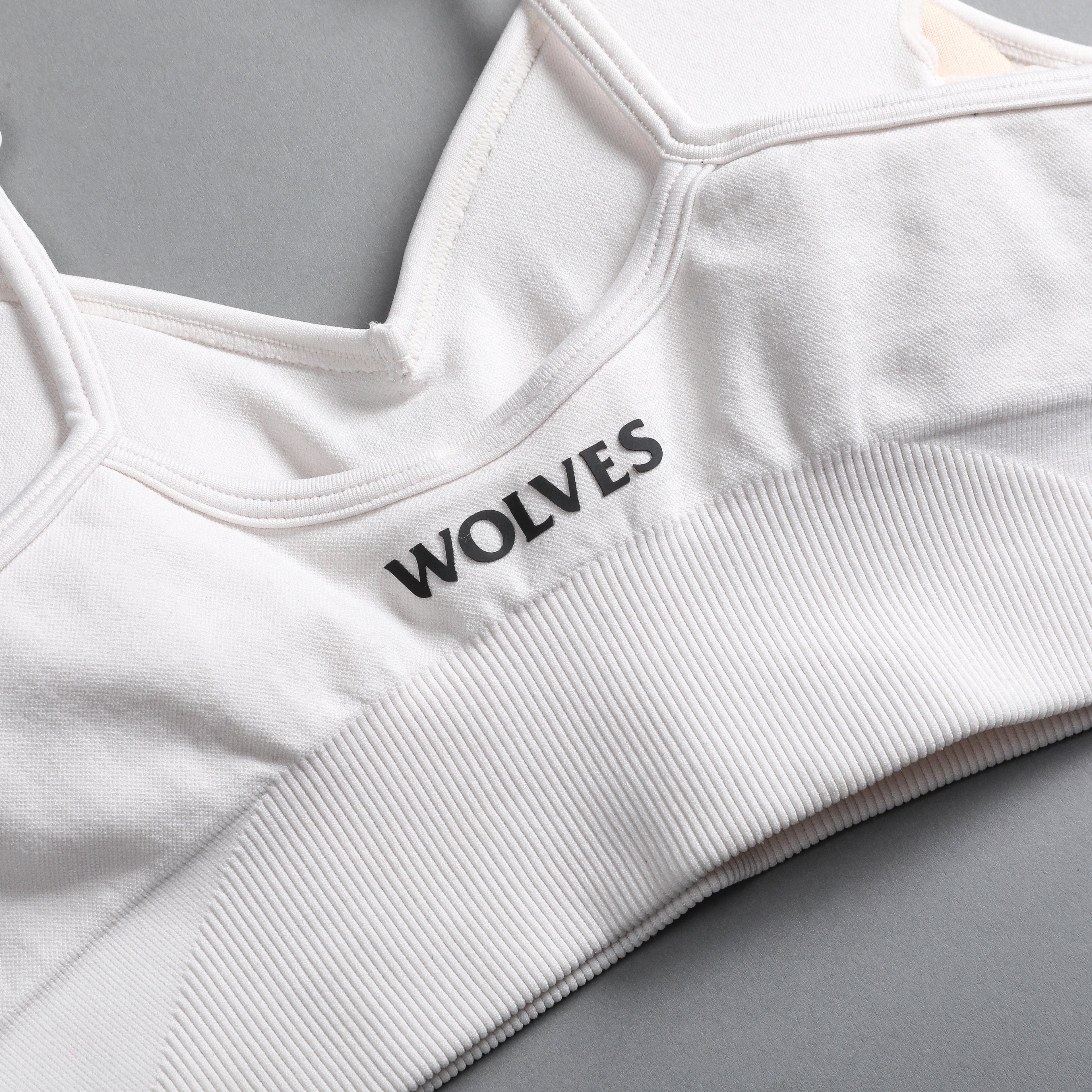 Faster "Everson Seamless" Sports Bra in Stone — imagem 9