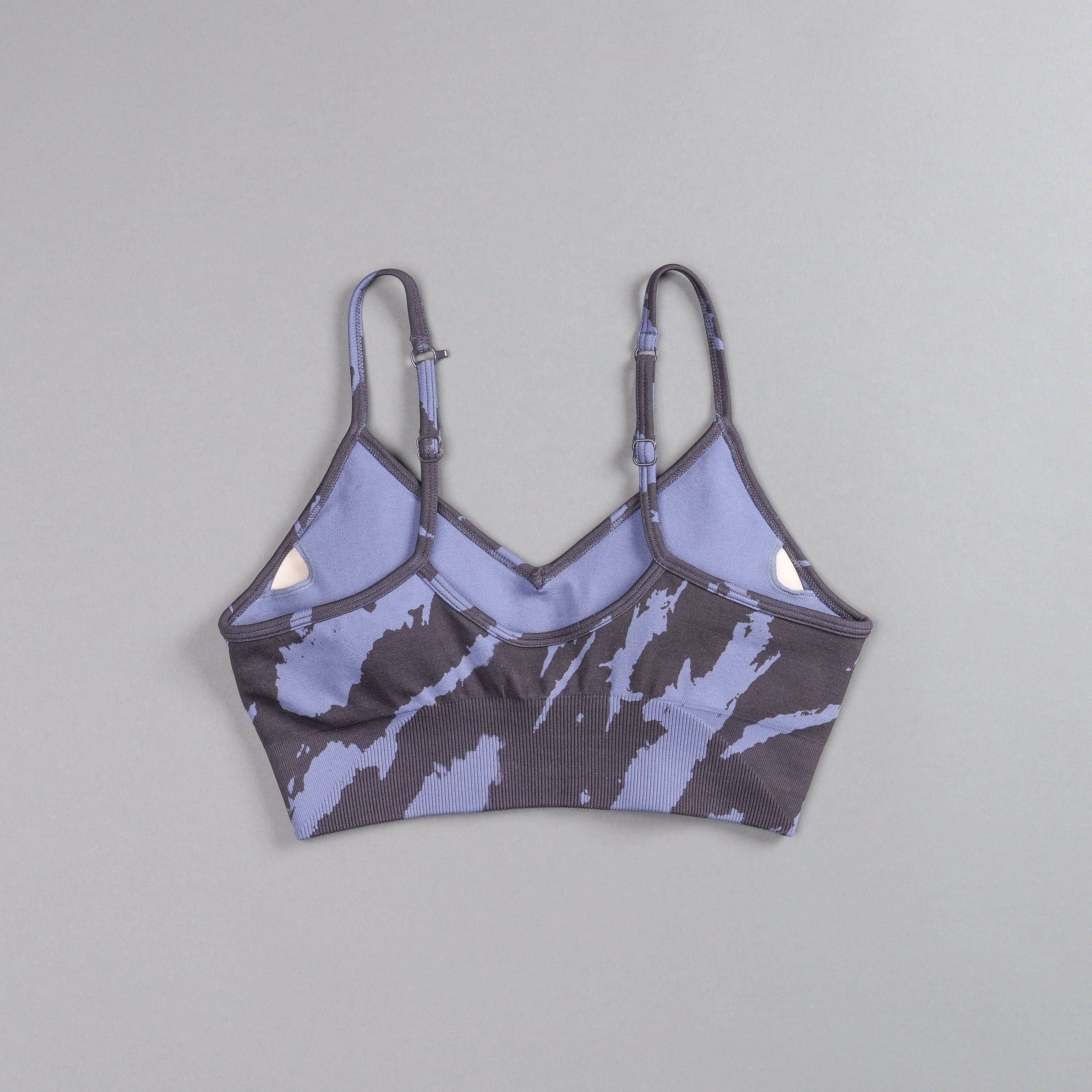 Dual "Everson Seamless" Sports Bra in Purple Stone Native Camo — imagem 4