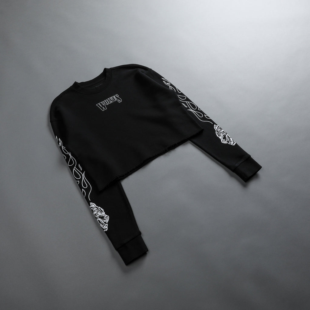 Eternal Flame Raglan (Cropped) Crewneck in Black - imagem 8