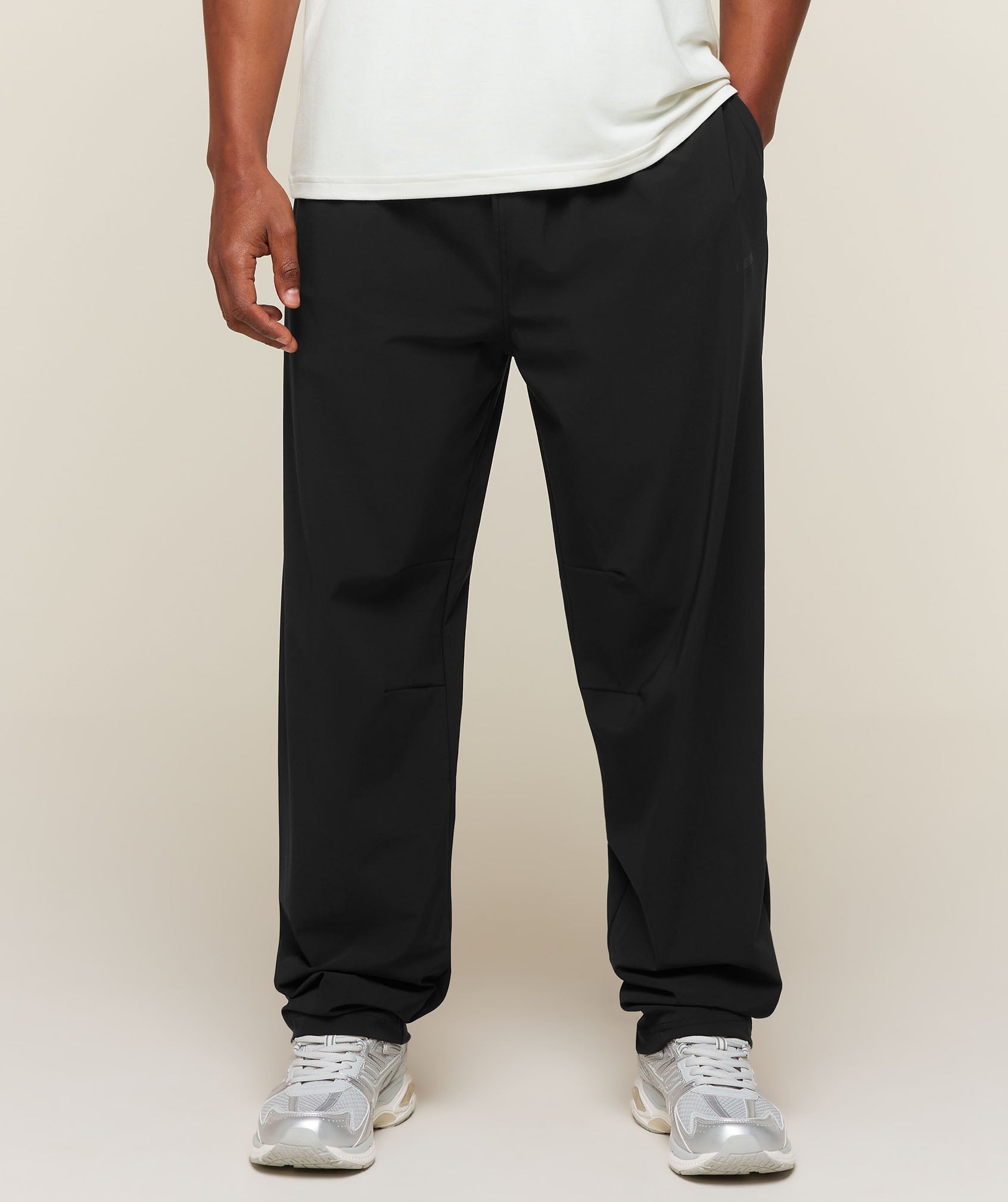 Campus Crest Oversized Pants - Black — imagem 1