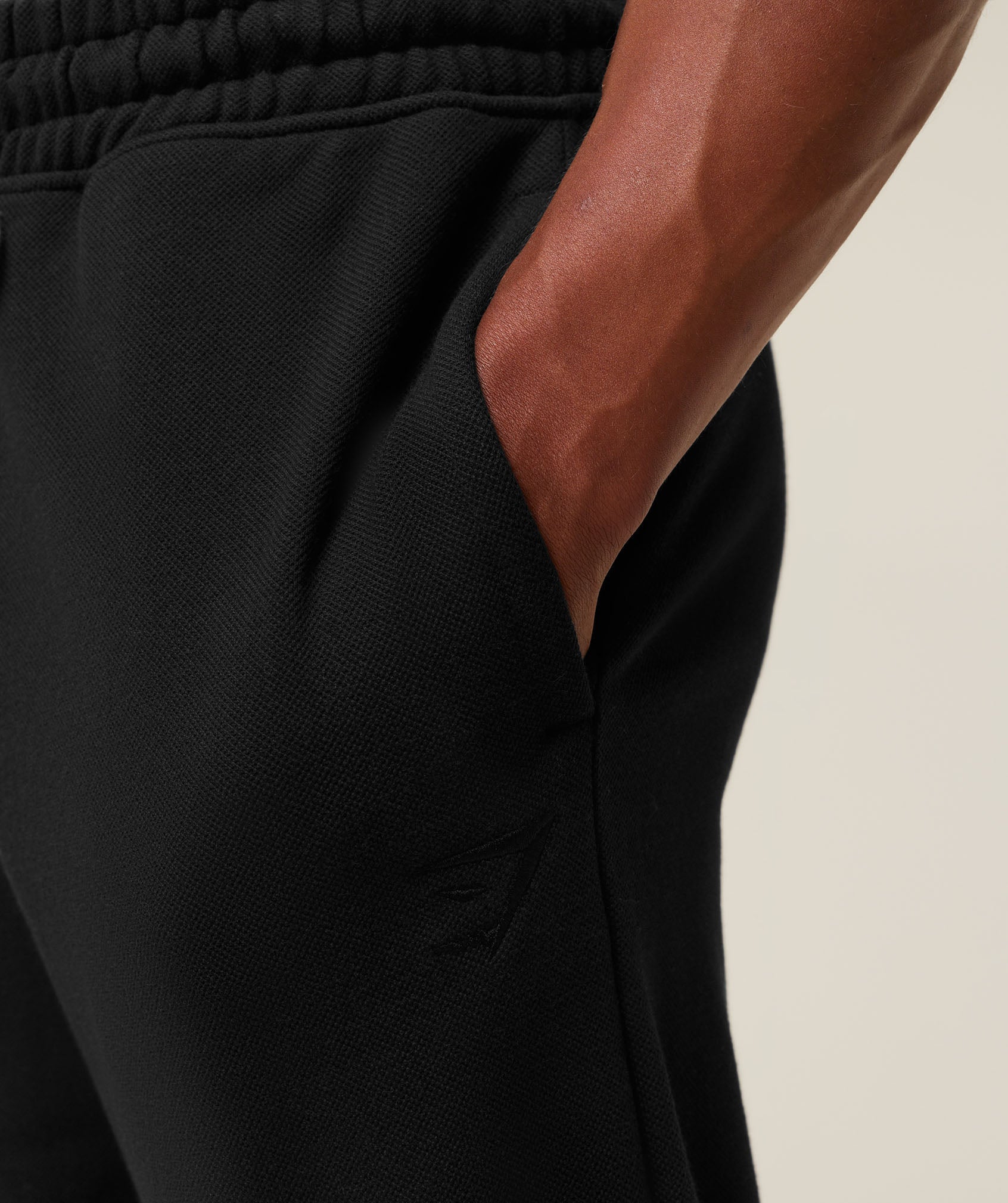 Campus Crest Wide Leg Joggers - Black — imagem 4