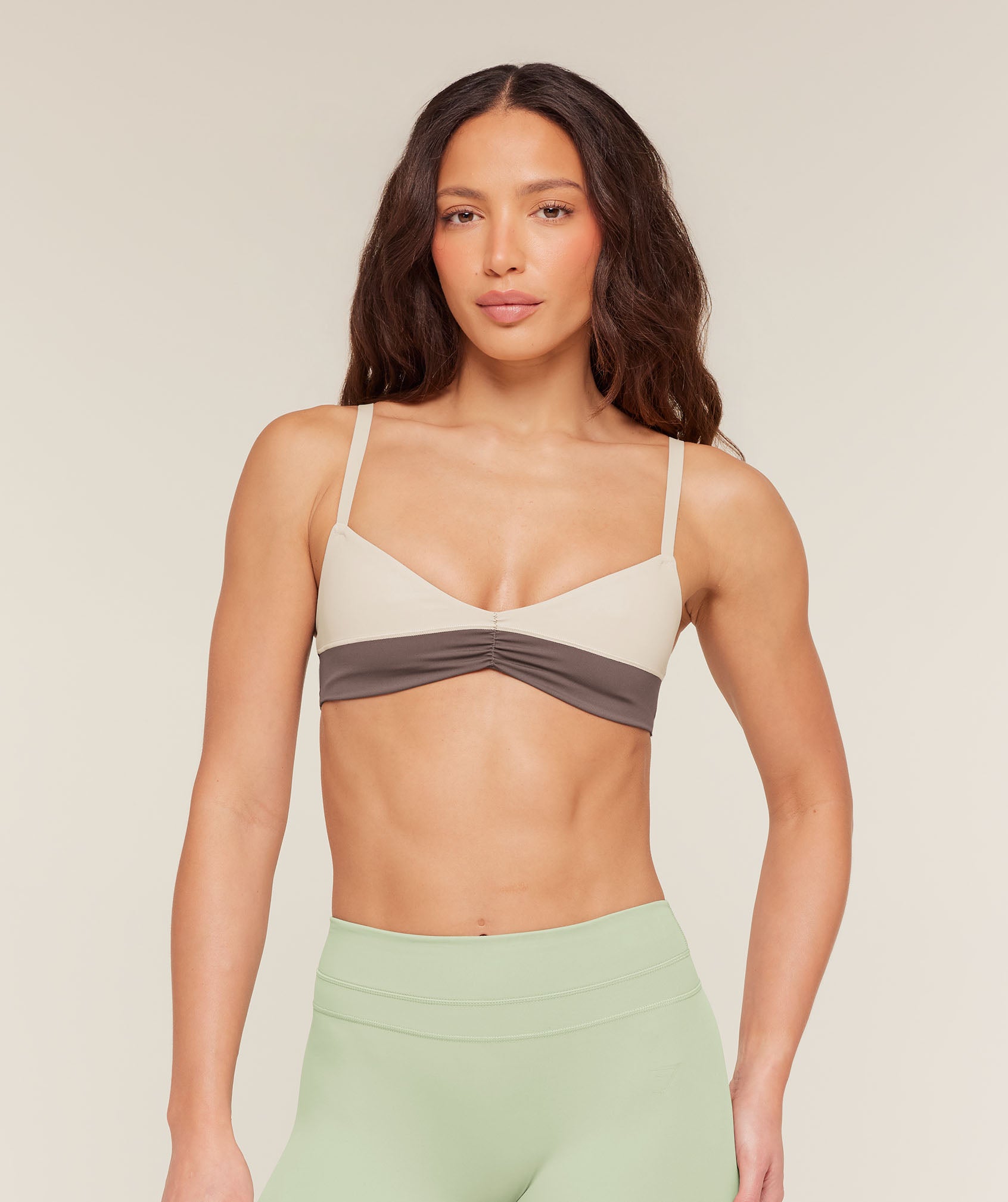 Colour Block Sports Bra - Cool Brown/Pebble Grey — imagem 1