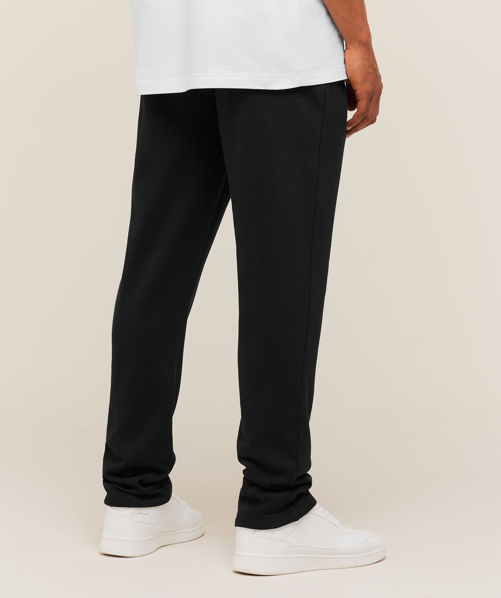 Crest Tapered Joggers - Black — imagem 2