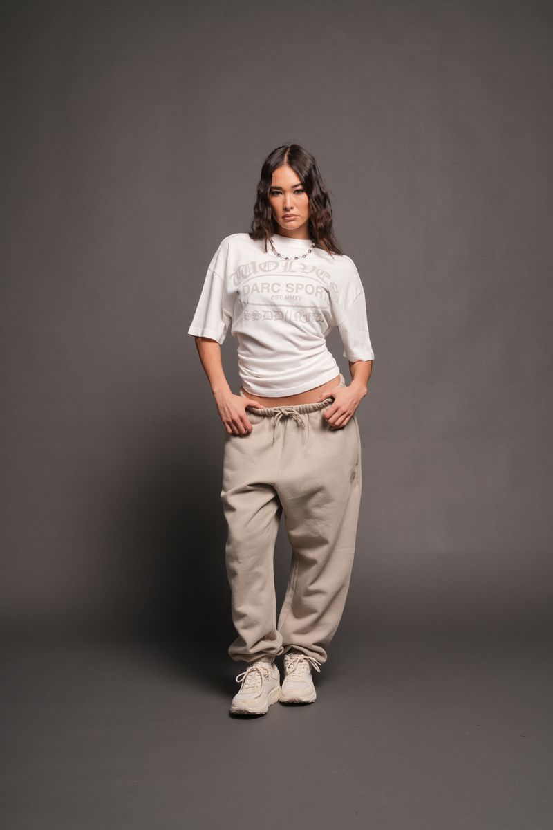 Darc Emblem Pump Cover In Cream - imagem 2