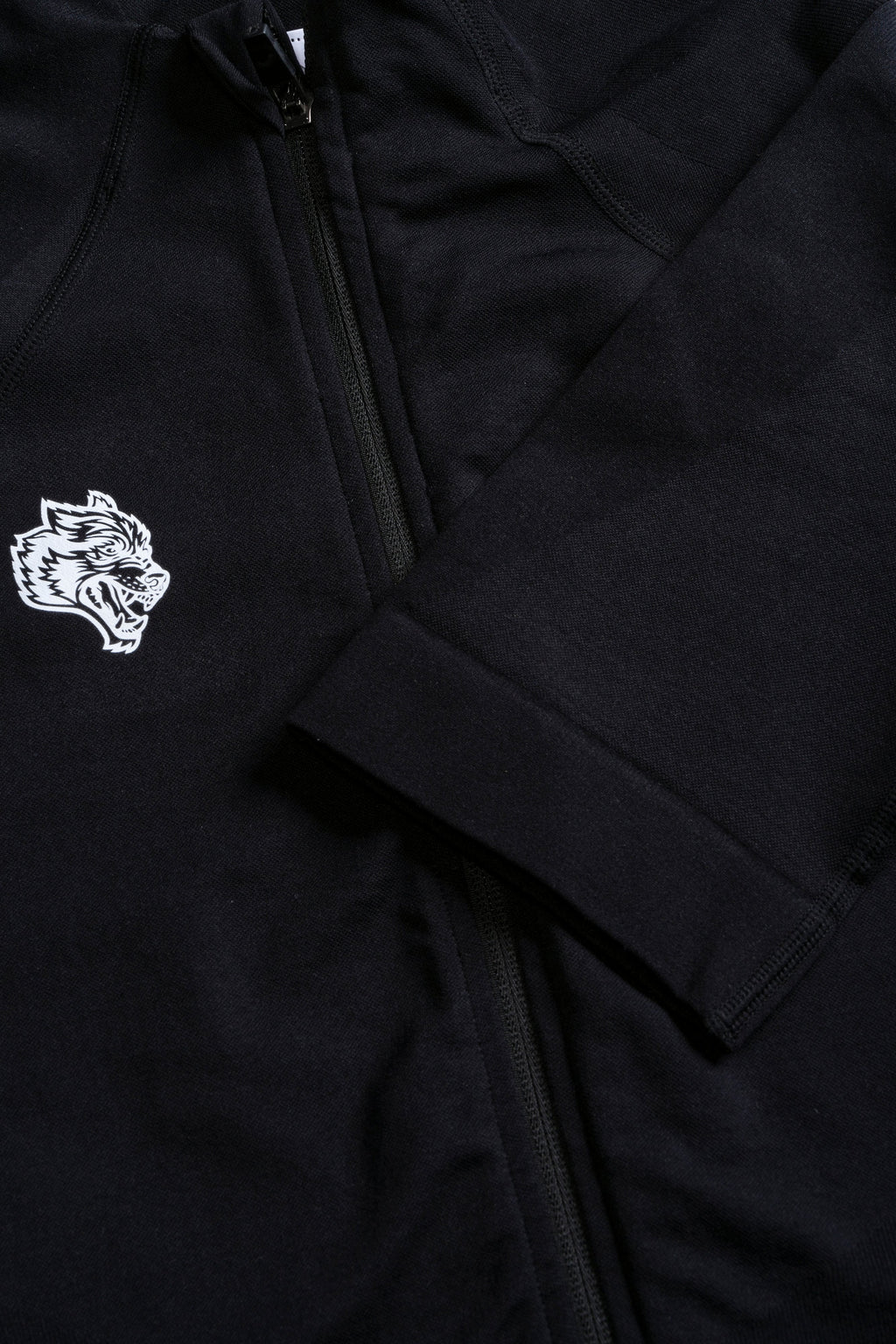 Single Wolf "Everson Seamless" Yasmin S/S Zip Top in Black — imagem 8