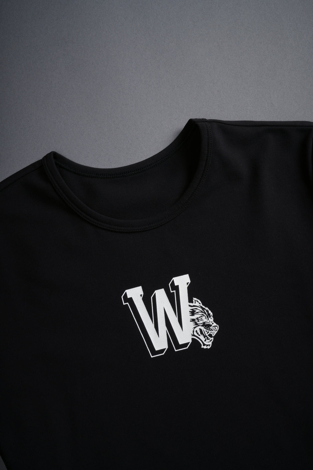 Our Stamp S/S "Energy" Top in Black — imagem 6