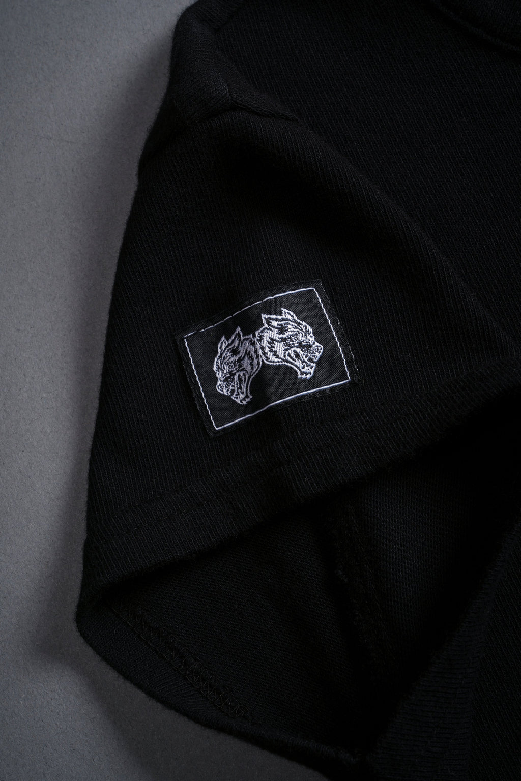 Bushido Wolf Baby Tee in Black — imagem 6