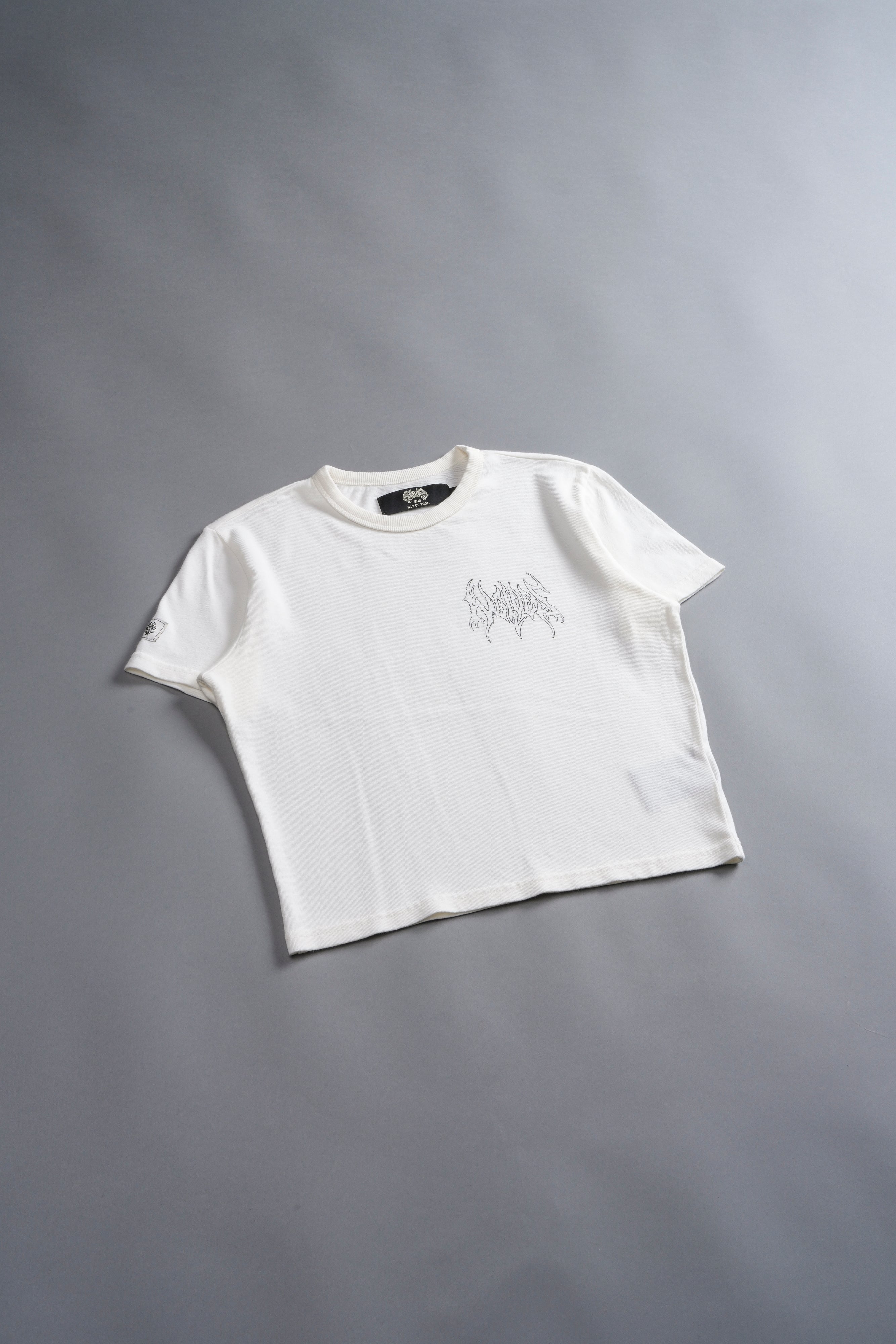 Close To The Heart "Timeless" Tee in Cream — imagem 9