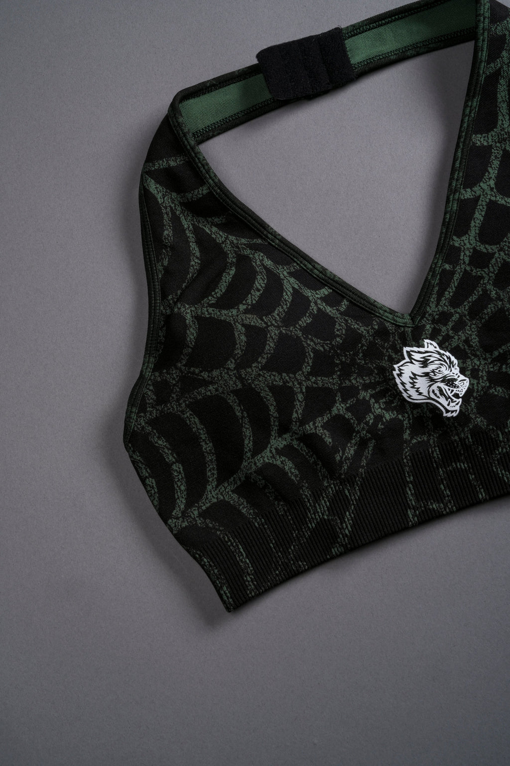 Single Wolf "Everson Seamless" Halter Bra in Black/Green Symbiote Web — imagem 8