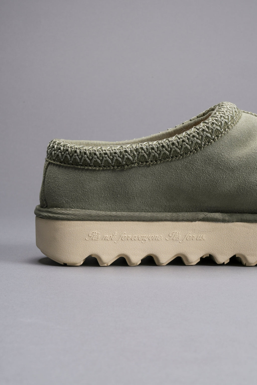 Wolf Head Mammoth Mule in Sage - imagem 8