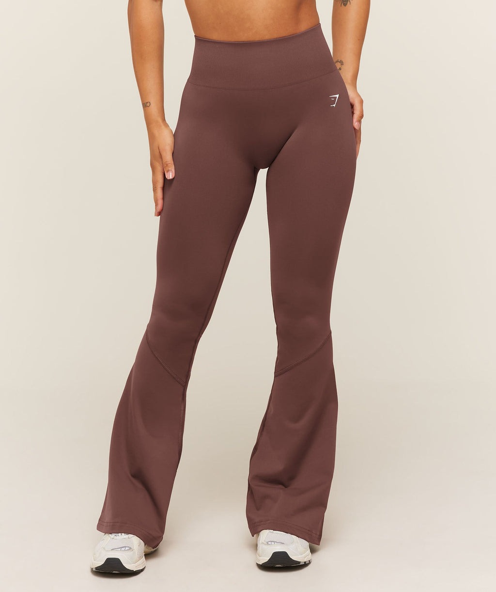 Everyday Seamless Flared Leggings - Espresso Brown — imagem 1