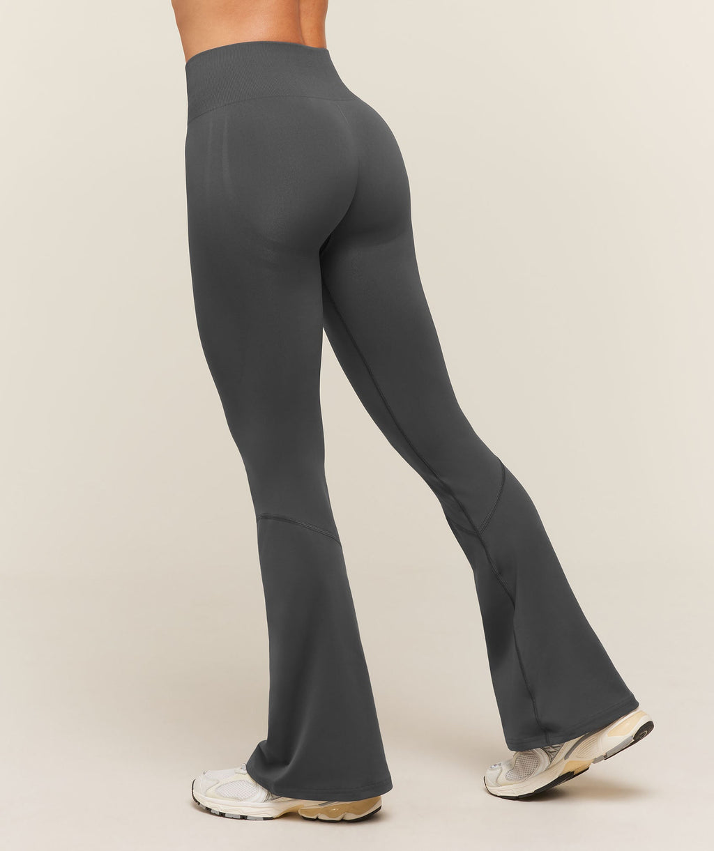 Everyday Seamless Flared Leggings - Onyx Grey — imagem 3
