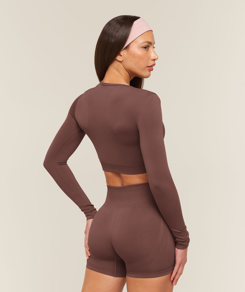 Everyday Seamless Long Sleeve Crop Top - Espresso Brown — imagem 2