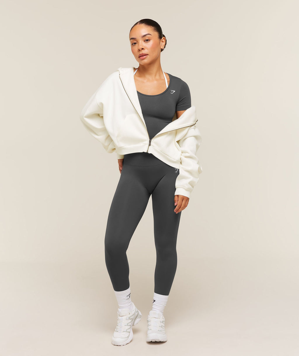 Everyday Seamless Tight Fit Crew Neck Tee - Grey — imagem 5