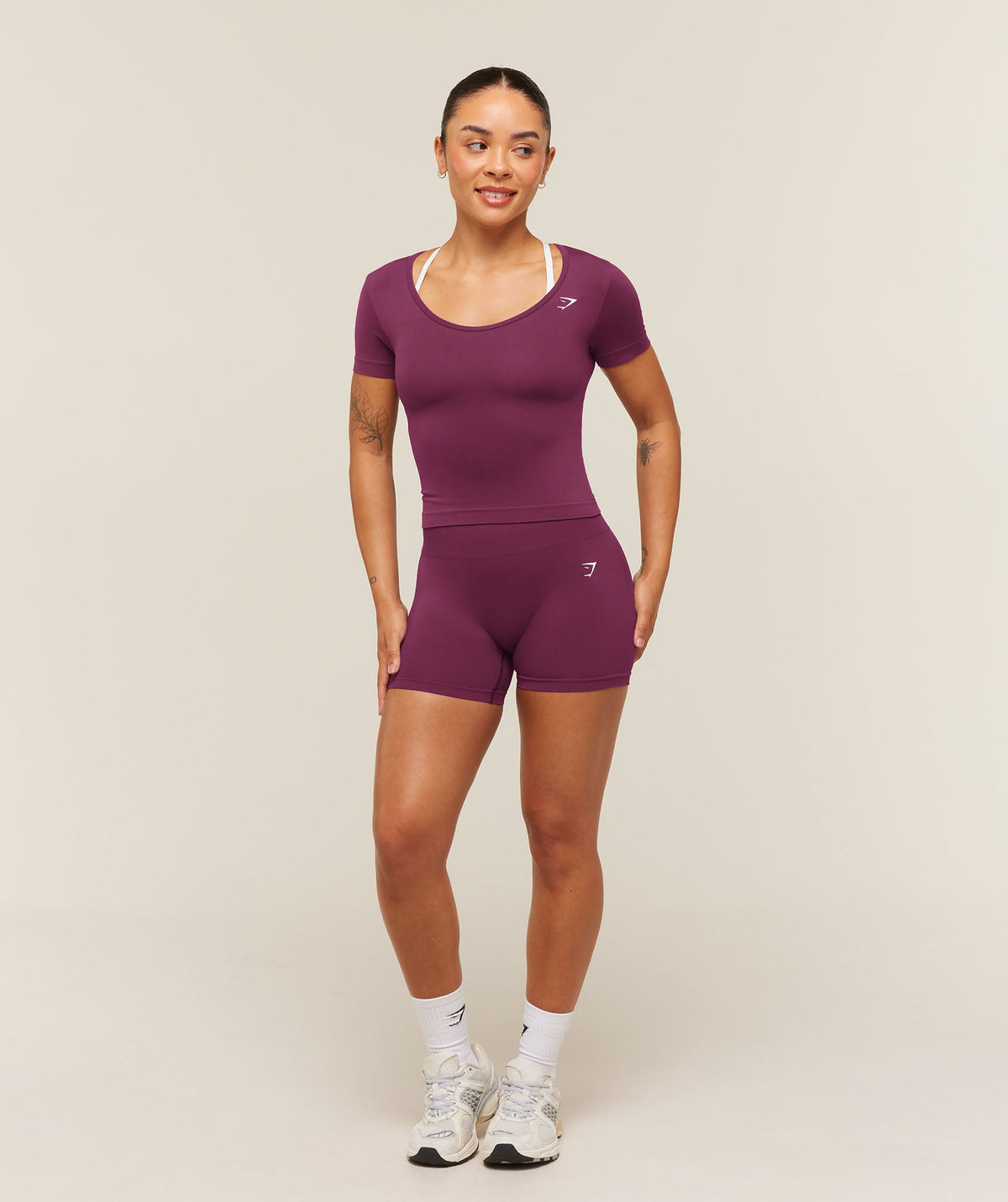 Everyday Seamless Tight Fit Crew Neck Tee - Strength Pink — imagem 4