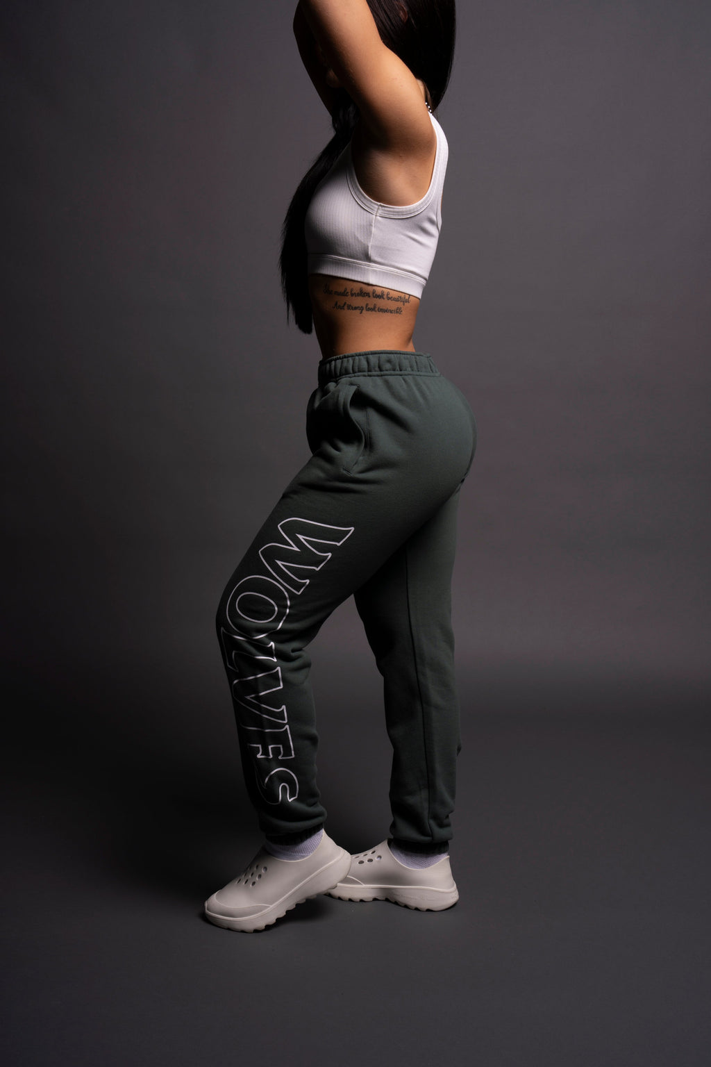 Hardcore She Post Lounge Sweats in Norse Green — imagem 7