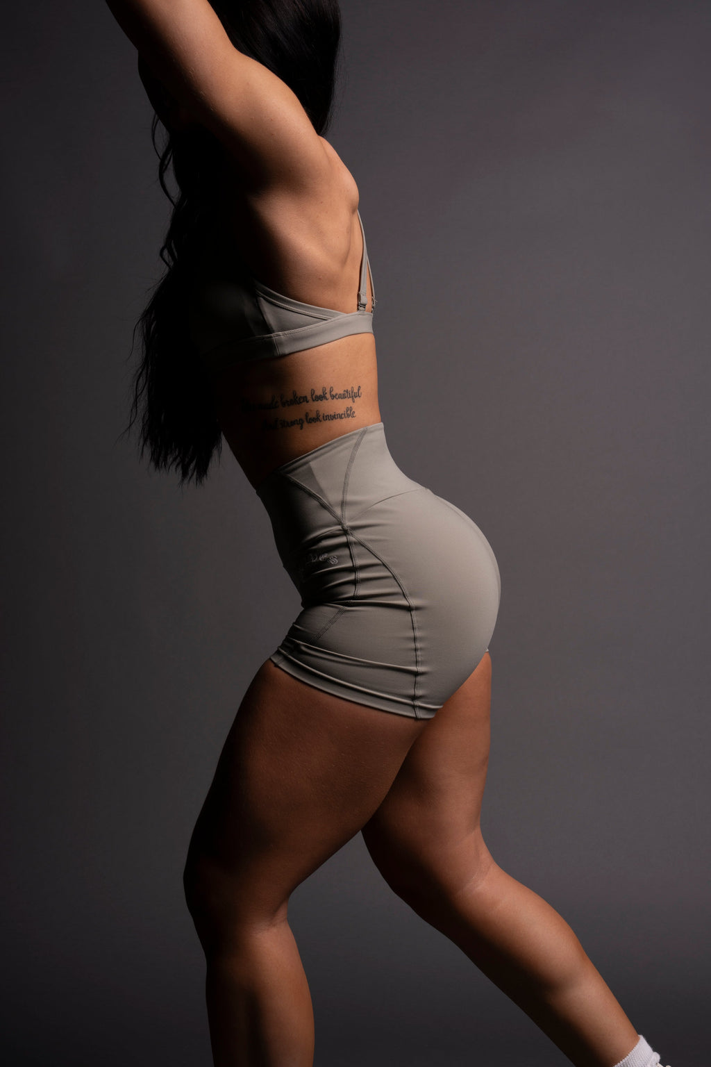 Chopper "Alexa" Energy Shorts in Owen Green — imagem 7