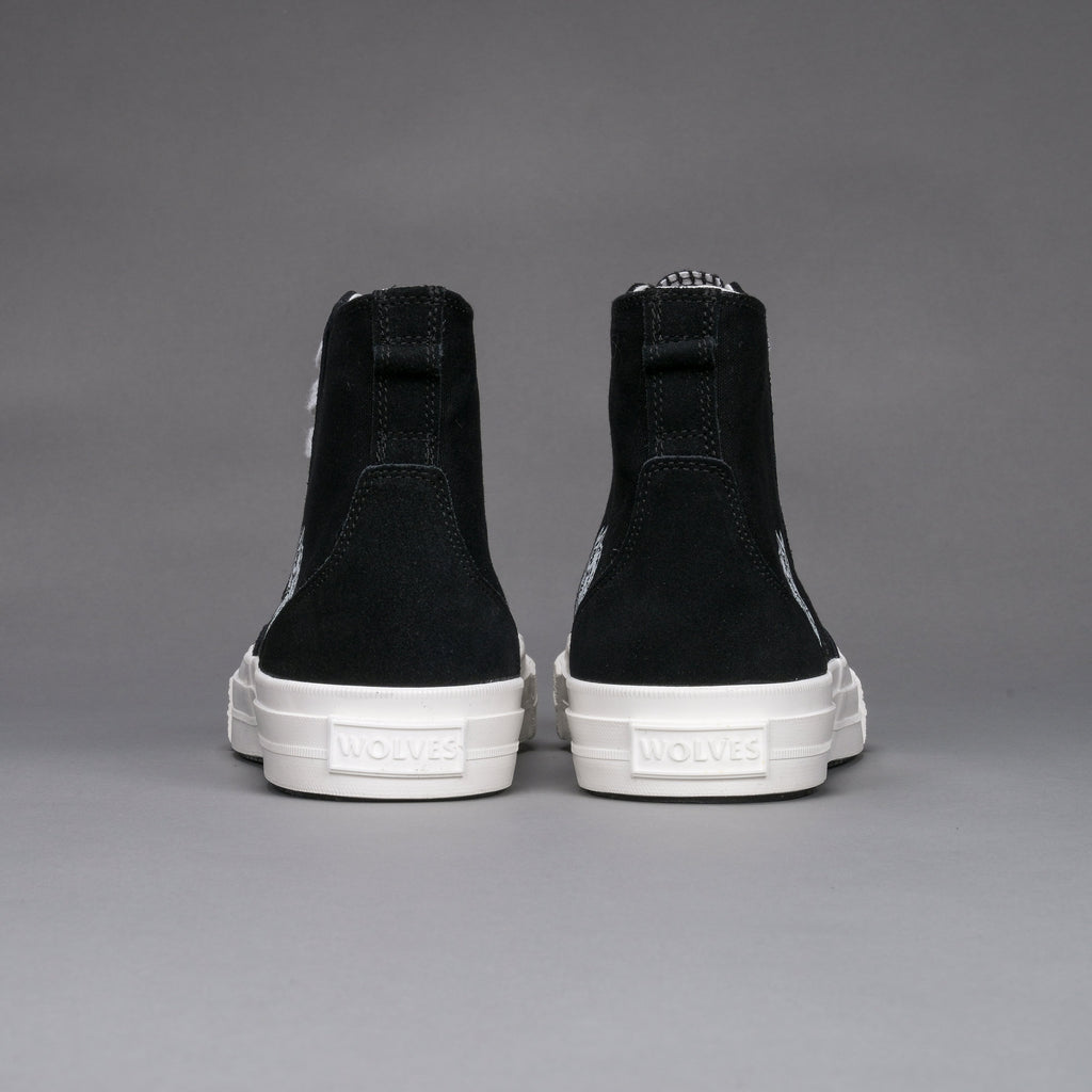 Wolves Forever Sueded Walk 1-DIOS High Top Shoe in Black — imagem 8