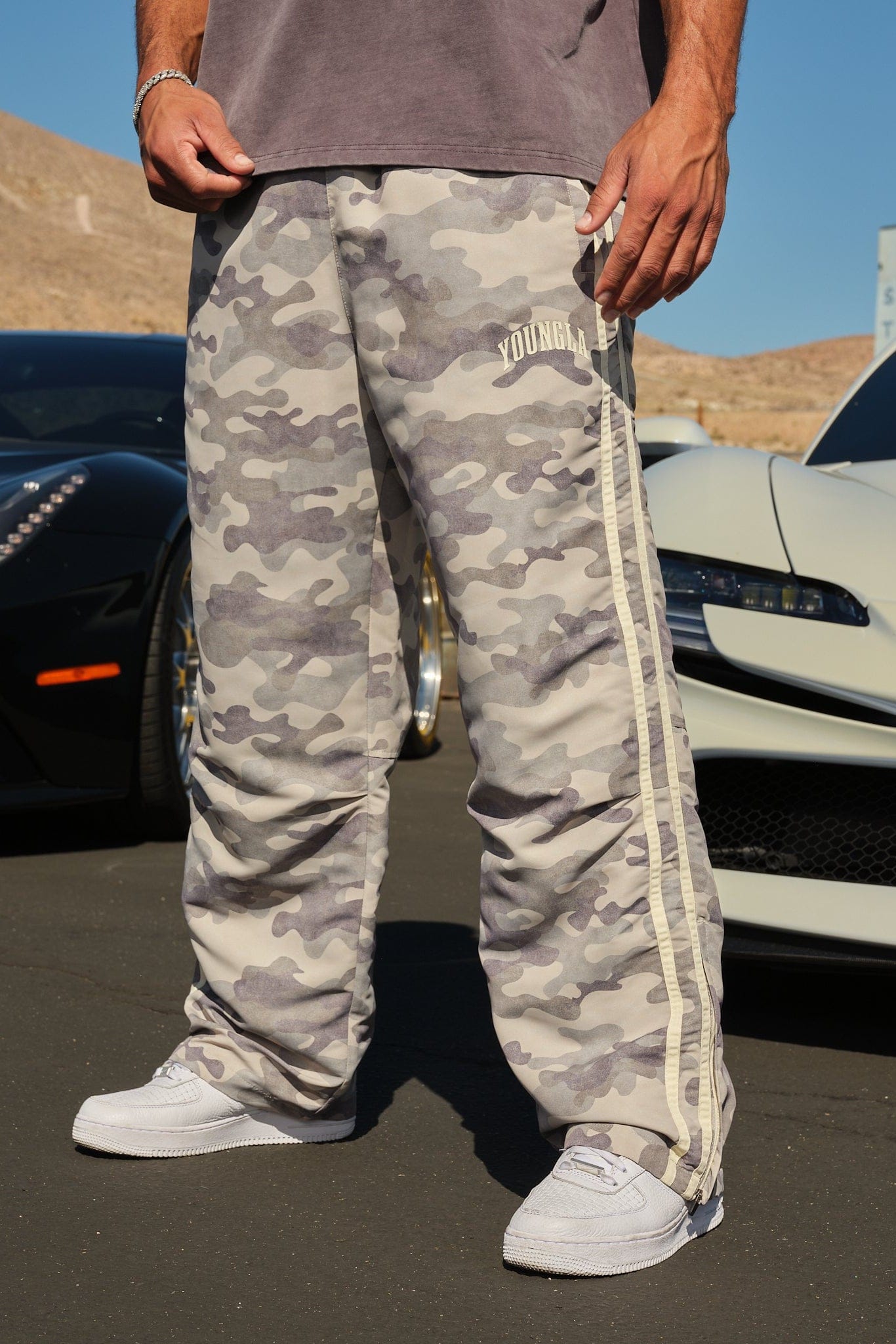 249 - Camo Flagship Track Pants — imagem 3
