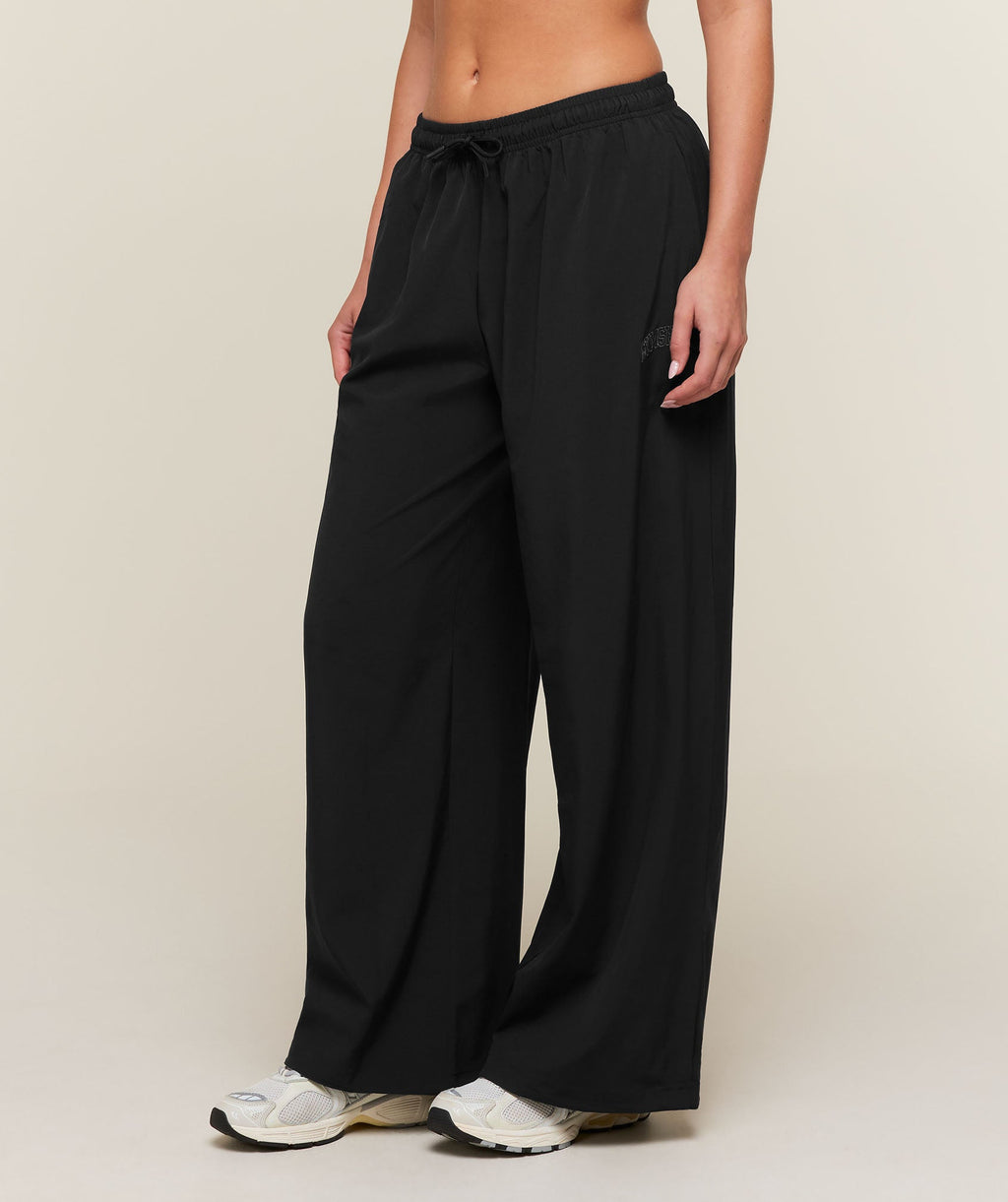 Campus Track Pants - Black — imagem 3