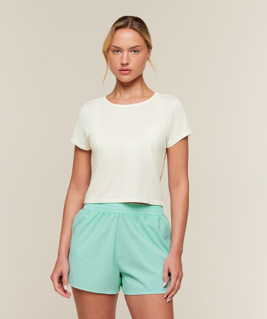 Conditioning Club Baby Tee - Soft White — imagem 2