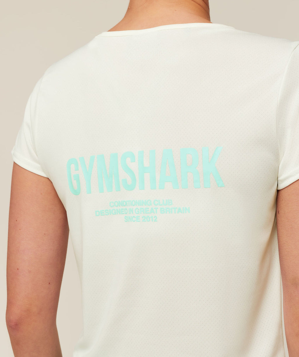 Conditioning Club Baby Tee - Soft White — imagem 5