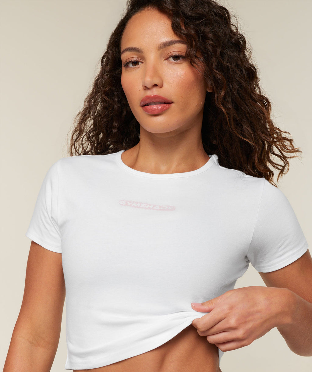 For The Ones Who Show Up Graphic Baby Tee - White — imagem 5