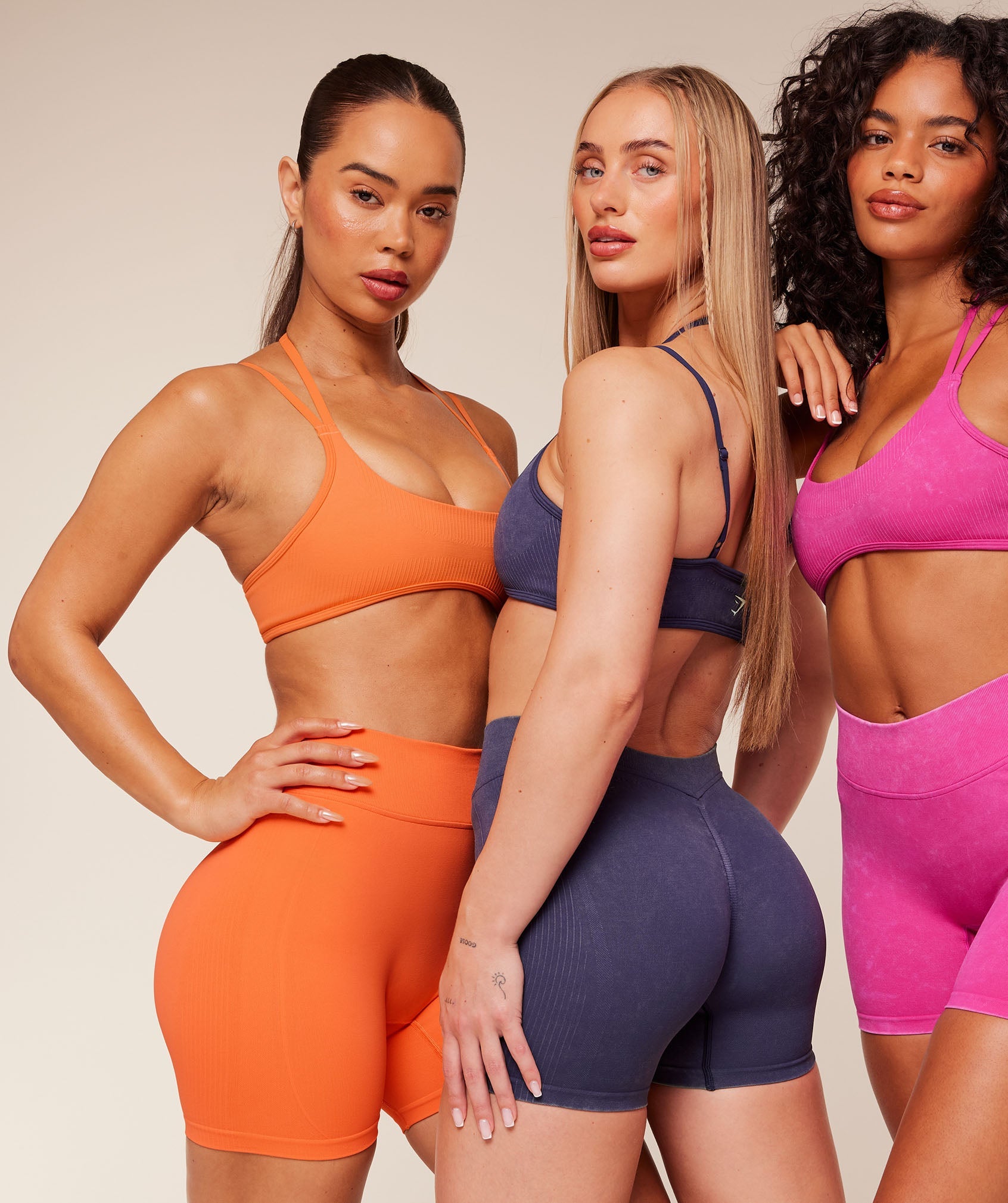 Gymshark x Bratz Light Support Sports Bra - Dayglow Peach — imagem 8