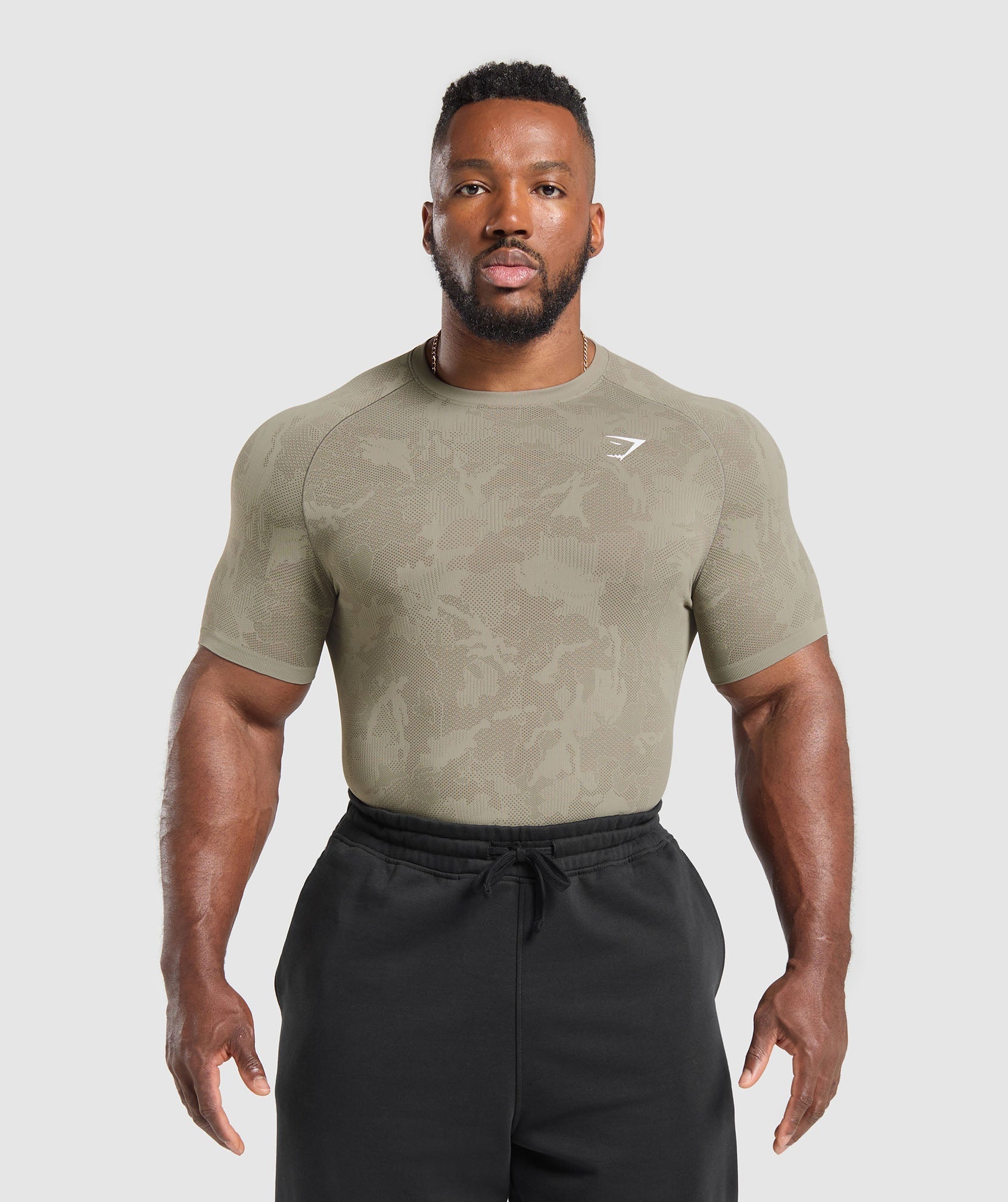 Geo Seamless T-Shirt - Linen Brown/Camo Brown — imagem 1