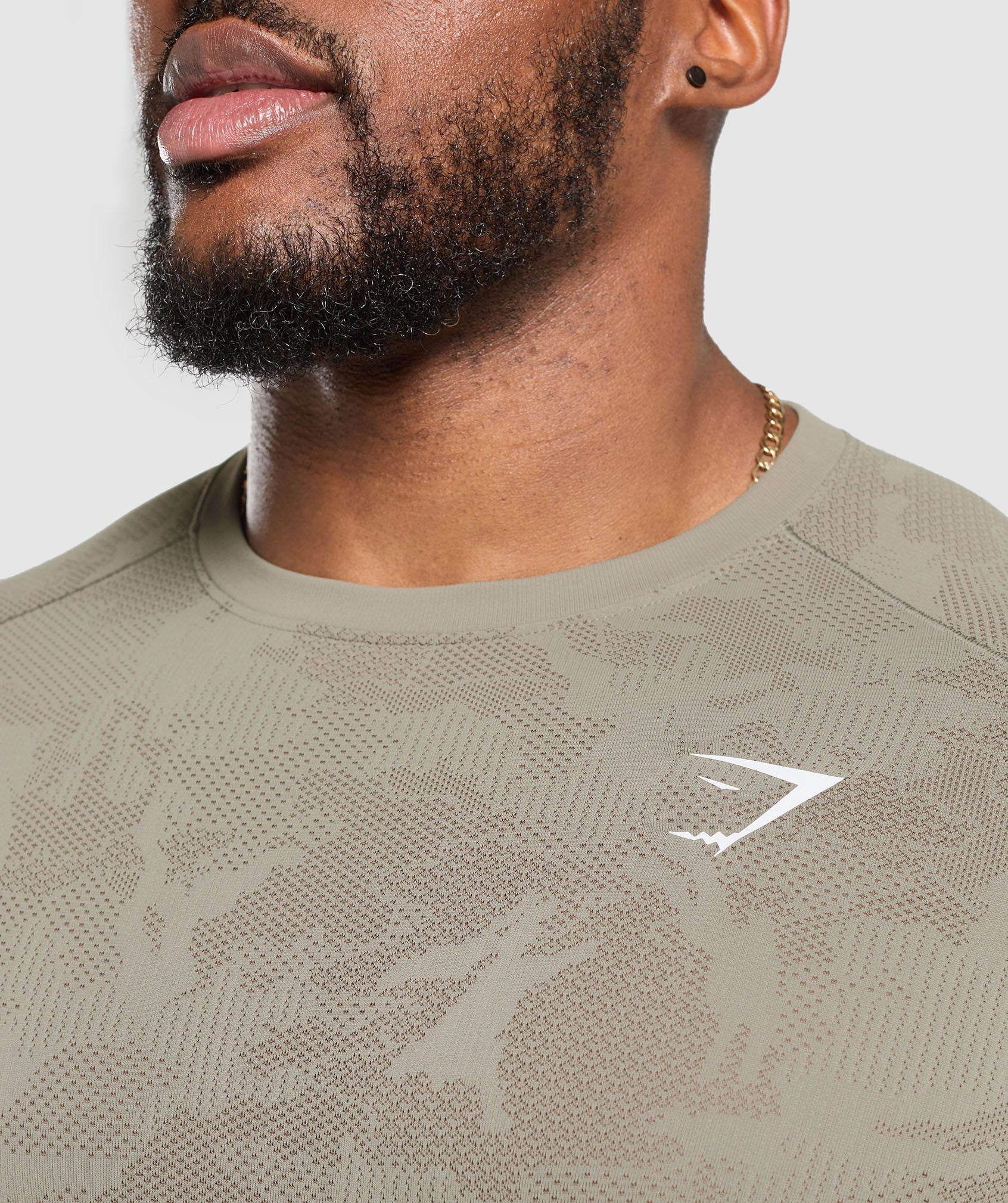 Geo Seamless T-Shirt - Linen Brown/Camo Brown — imagem 6