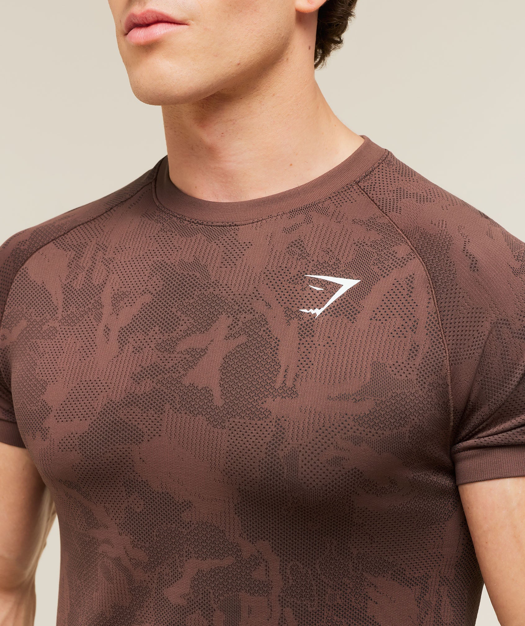 Geo Seamless T-Shirt - Espresso Brown/Black — imagem 4