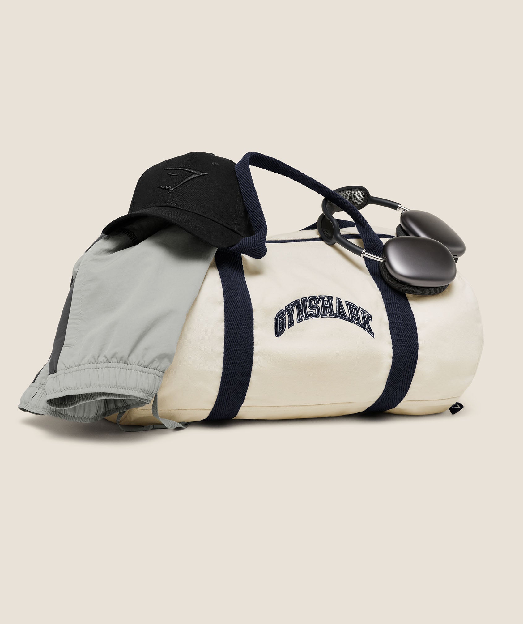 Gymshark Essentials Duffle Bag - Soft White — imagem 2