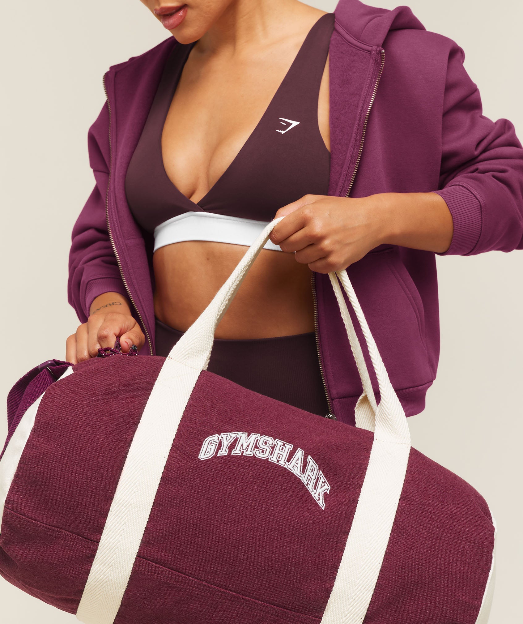 Gymshark Essentials Duffle Bag - Strength Pink — imagem 2