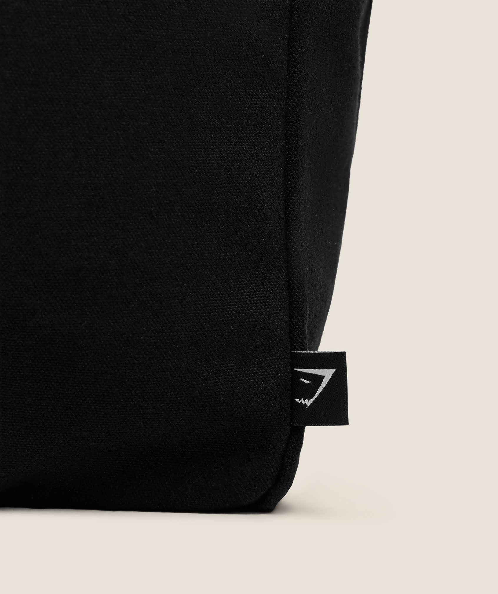 Gymshark Essentials Tote - Black/Soft White — imagem 4