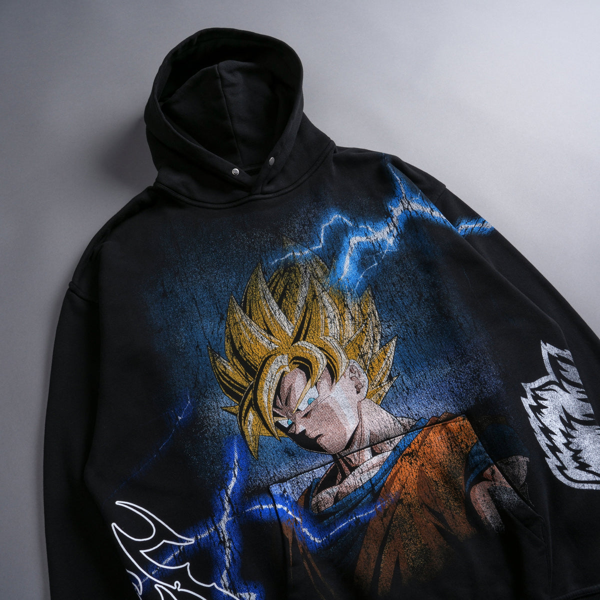 Goku Energy "Pierce" Hoodie in Black — imagem 8