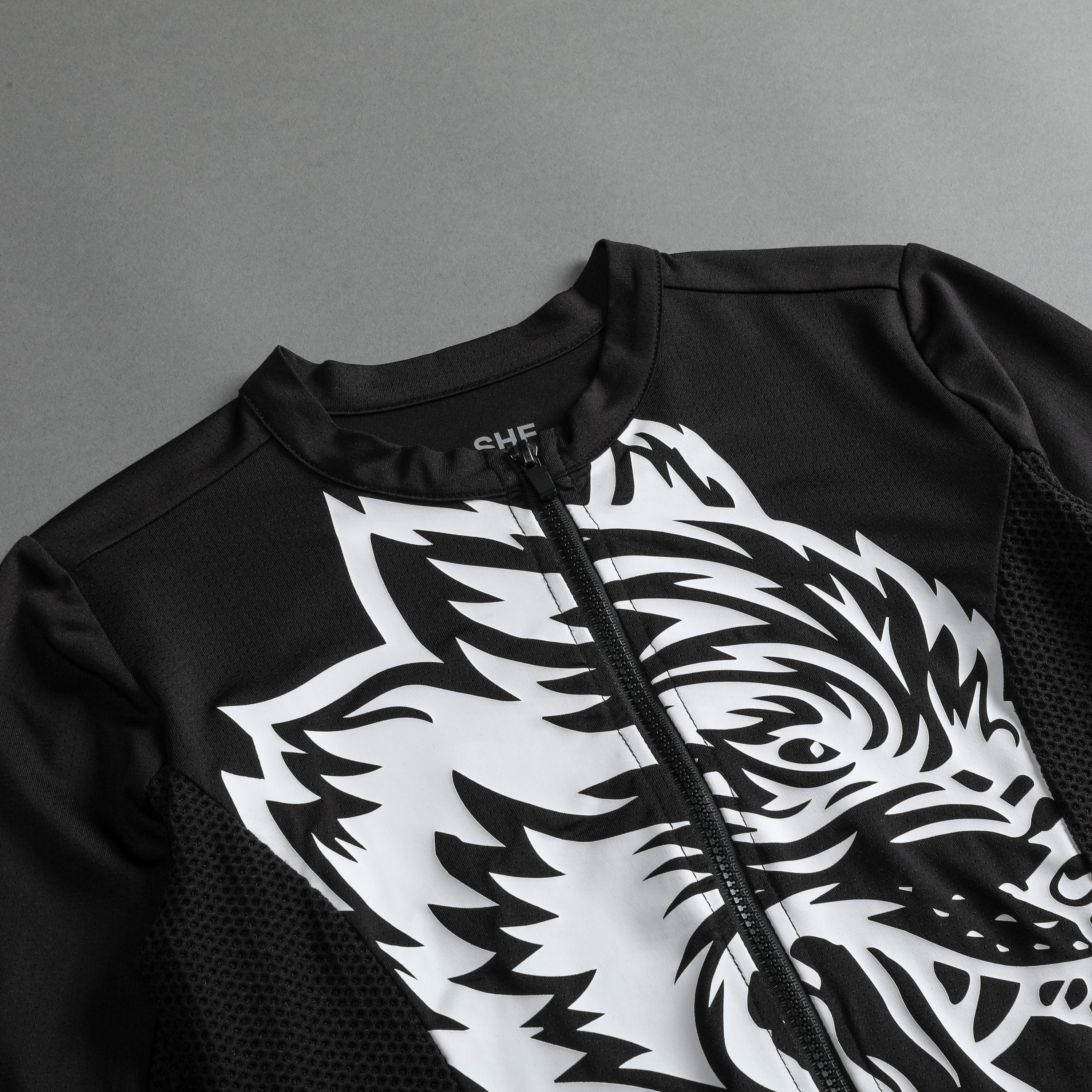 Big Wolf She Cycling Jersey in Black