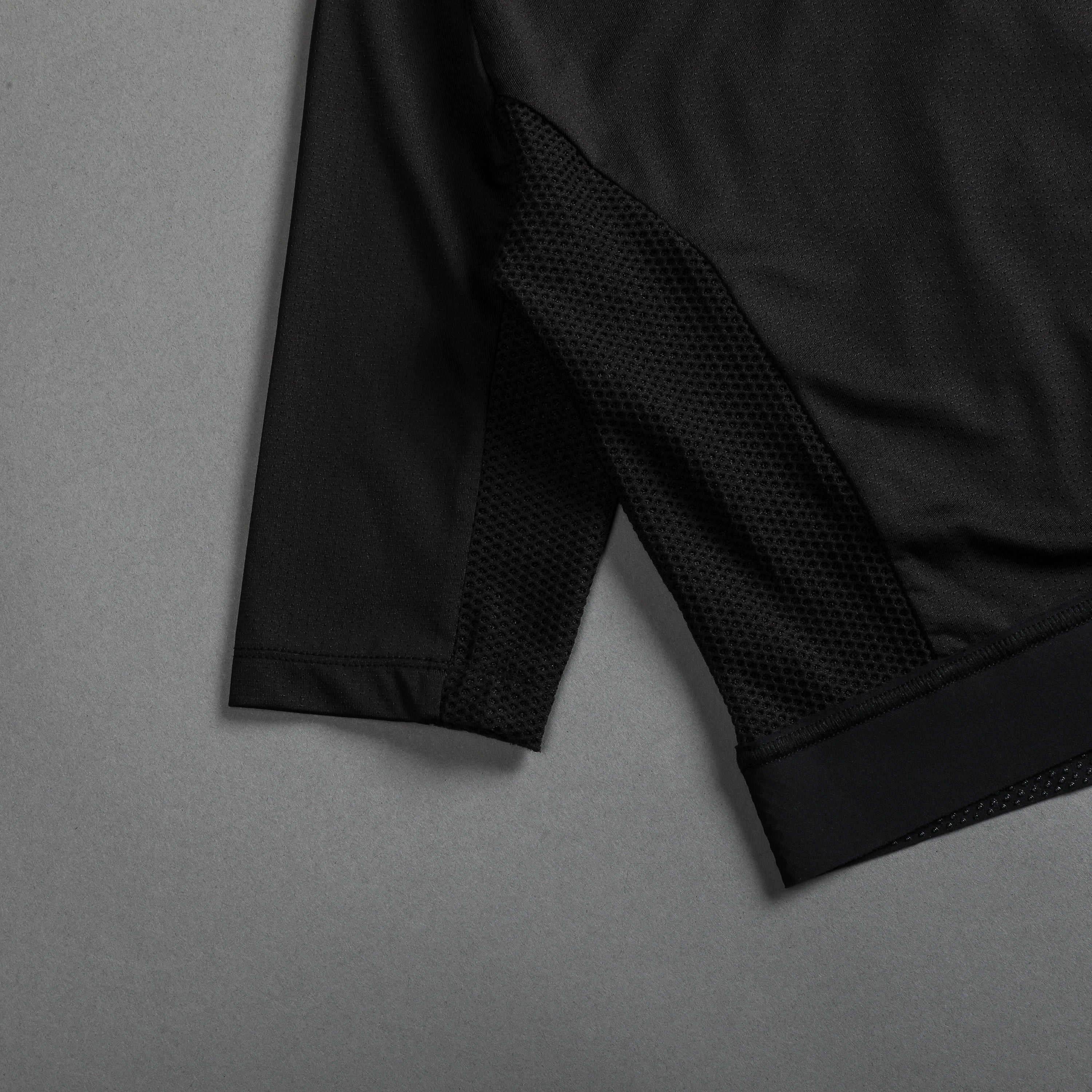 Big Wolf She Cycling Jersey in Black
