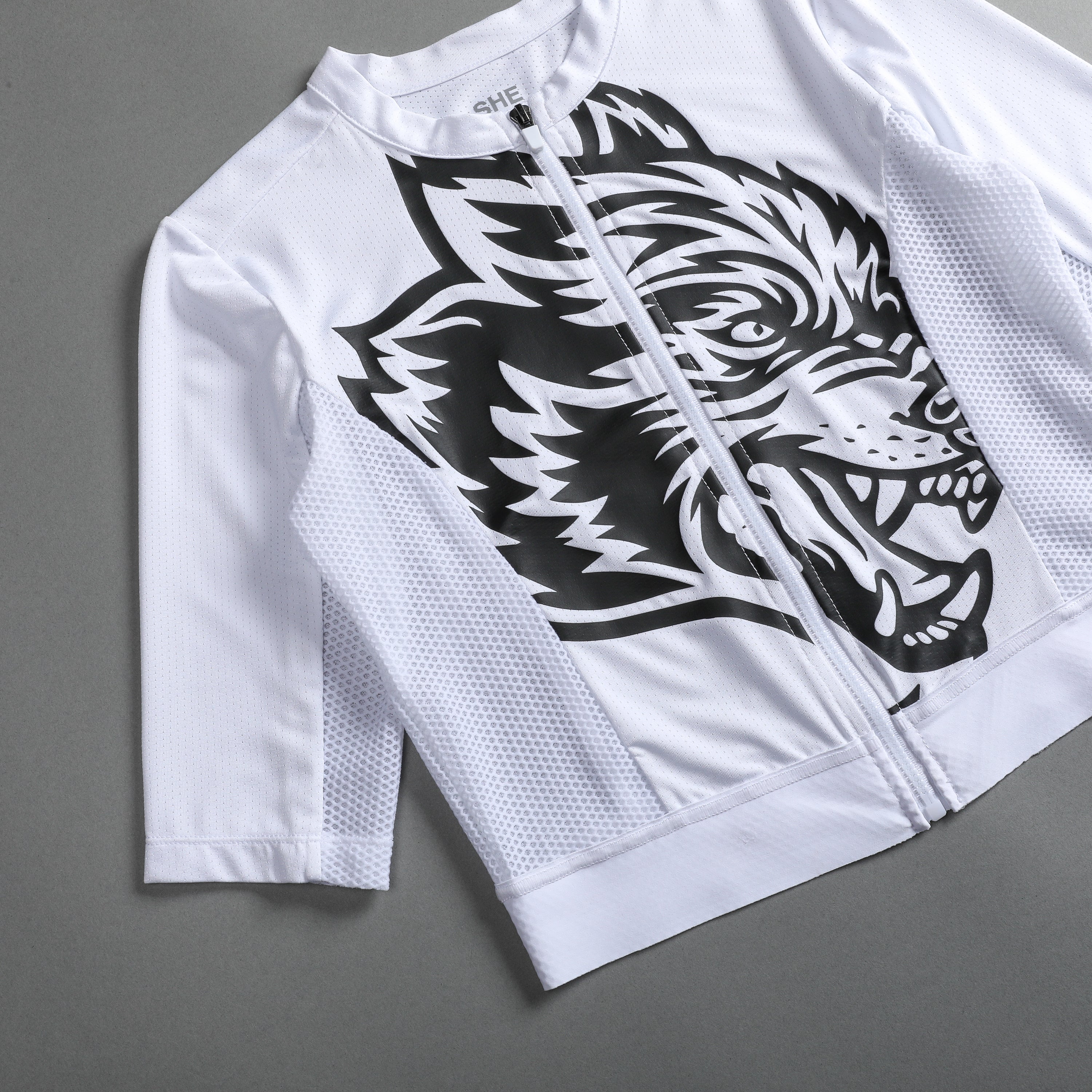 Big Wolf She Cycling Jersey in White — imagem 10