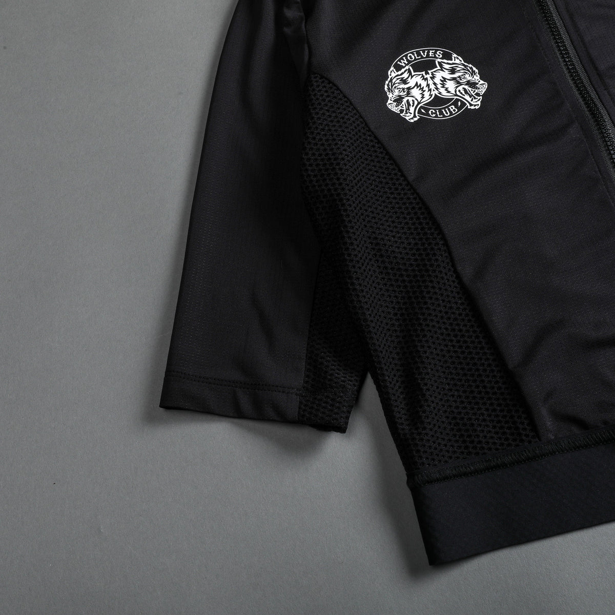 She Loyalty Armor Cycling Jersey in Black - imagem 8