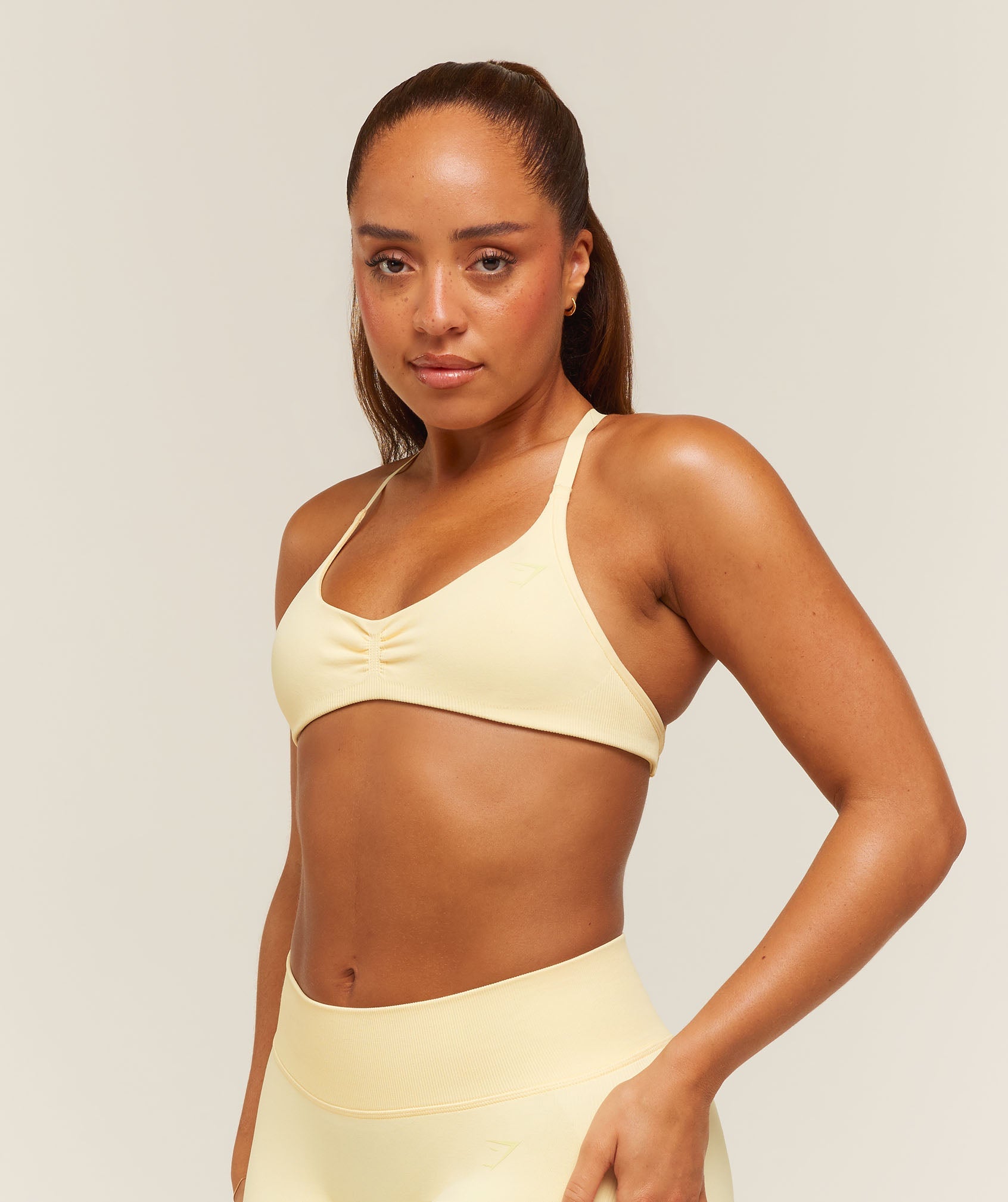 Lift Seamless 2.0 Sports Bra - Butter Yellow — imagem 4