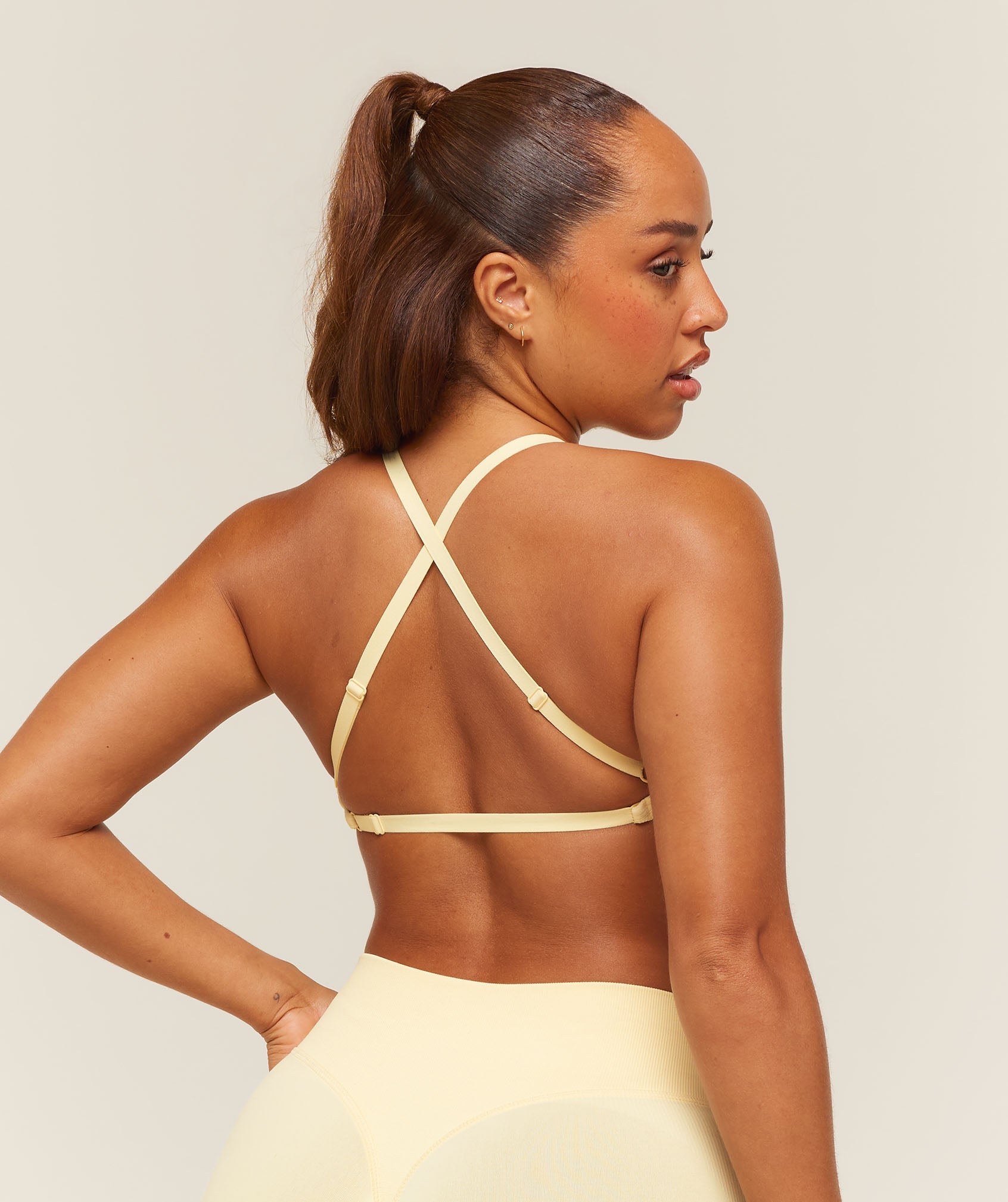 Lift Seamless 2.0 Sports Bra - Butter Yellow — imagem 2